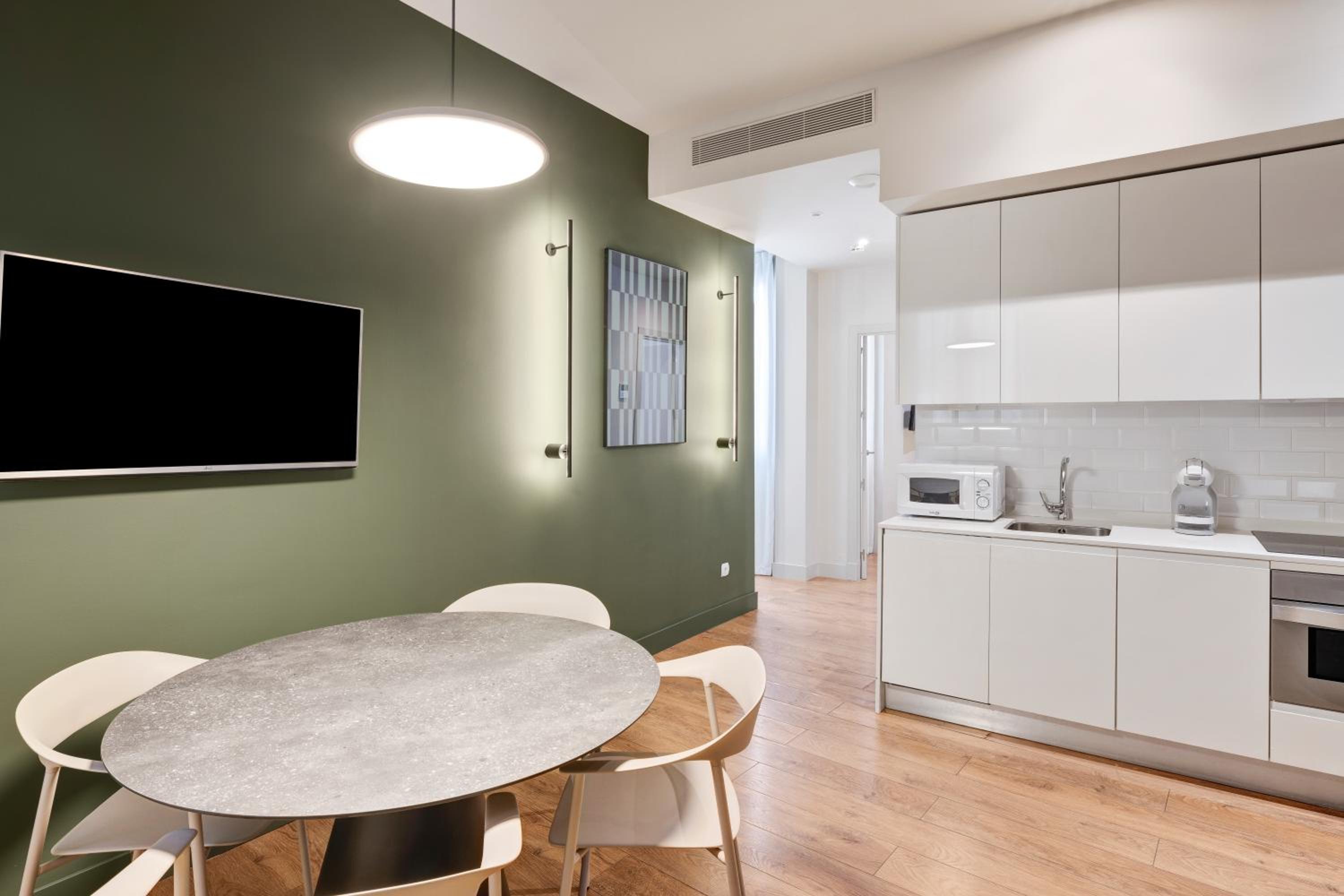 Standard Apartment - Photo 6