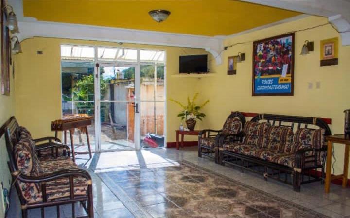 Deluxe Family Room photo 2