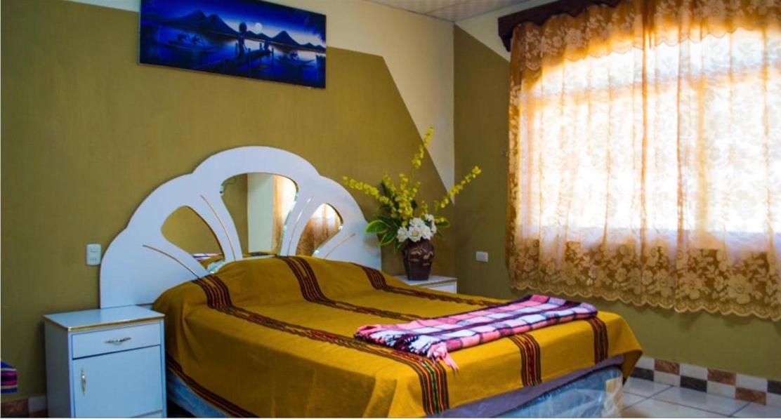 Deluxe Queen Room photo 3