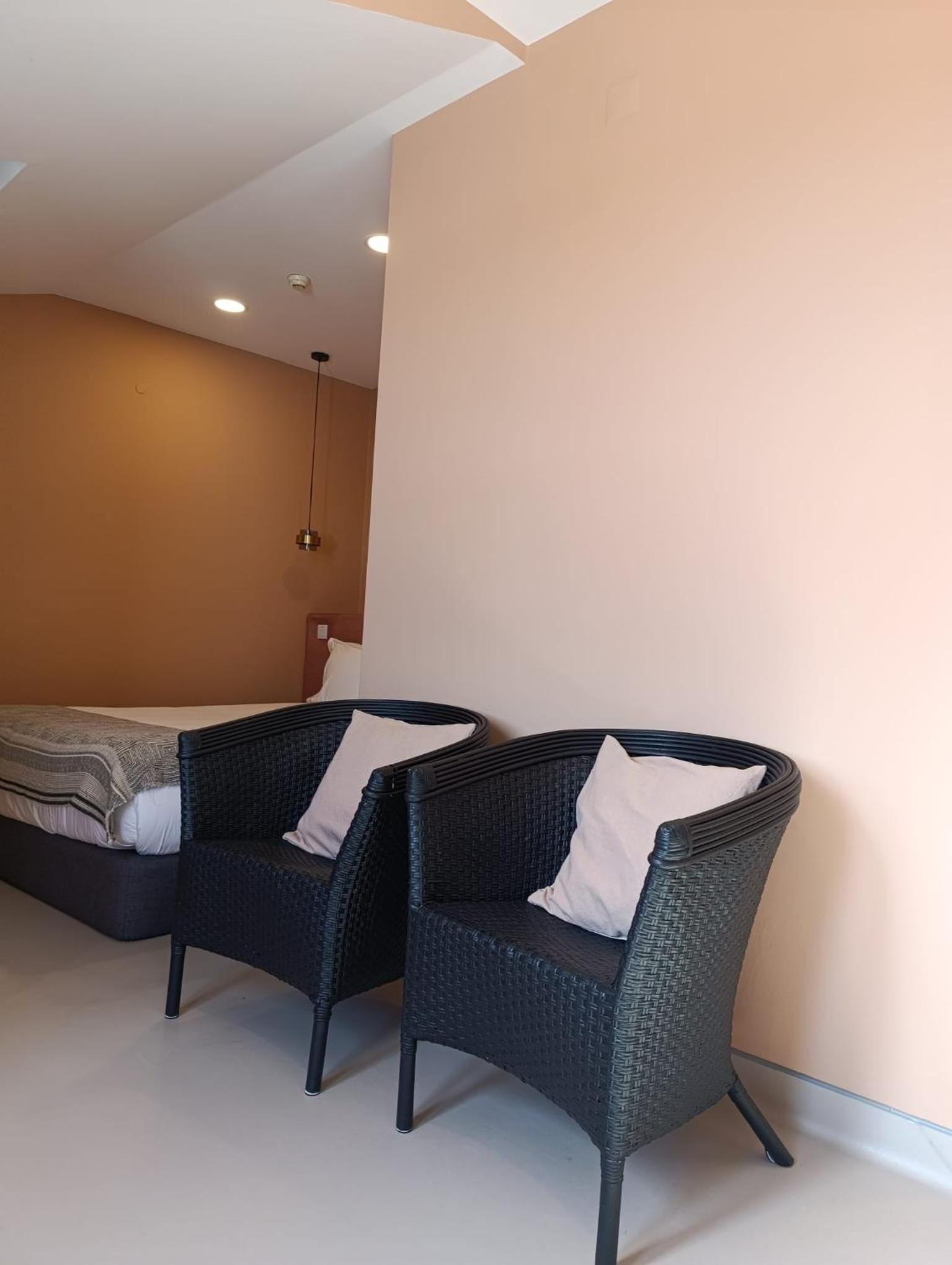 Deluxe Suite with Terrace and River View - Photo 15