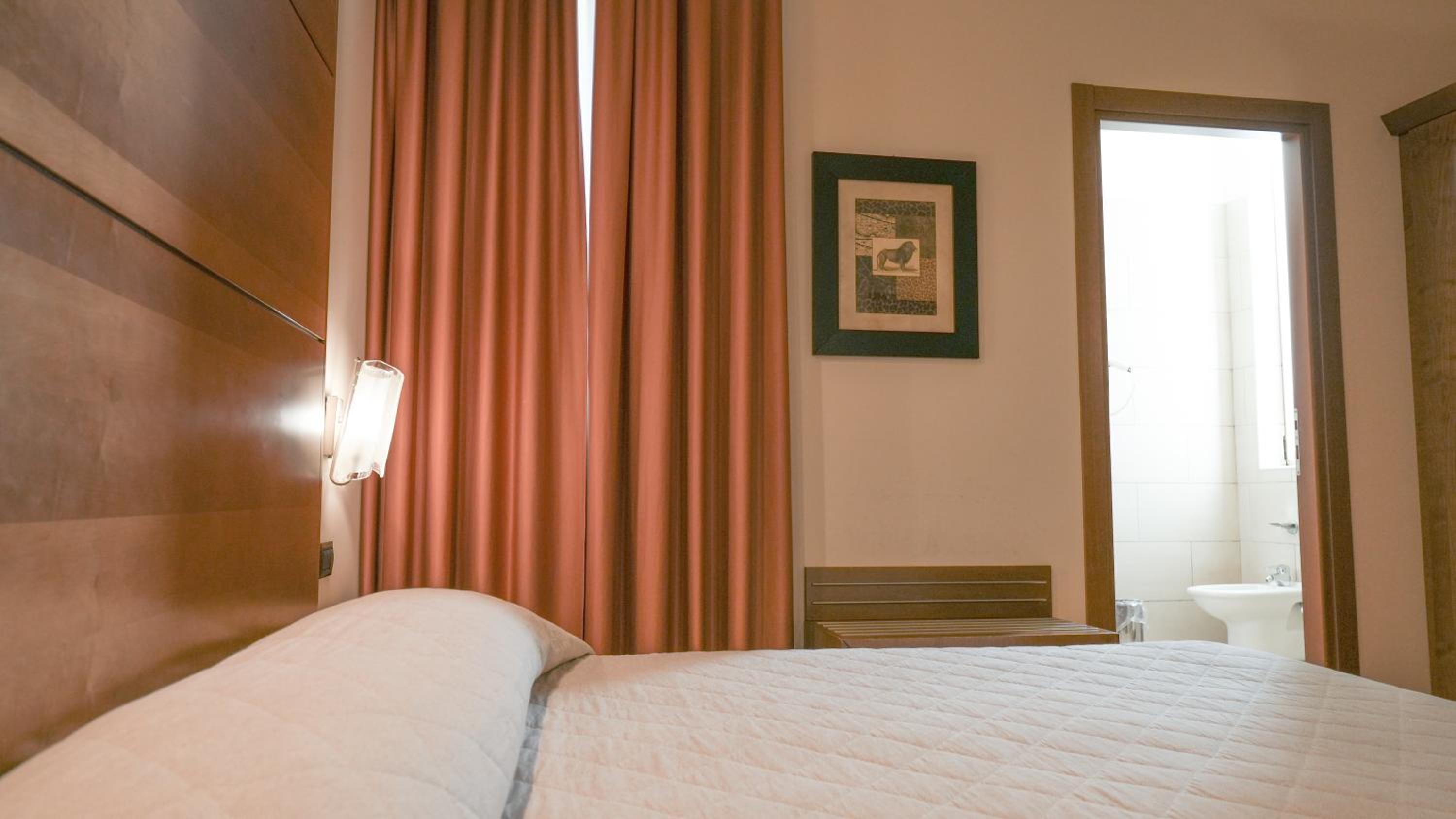 Double or Twin Room photo 2