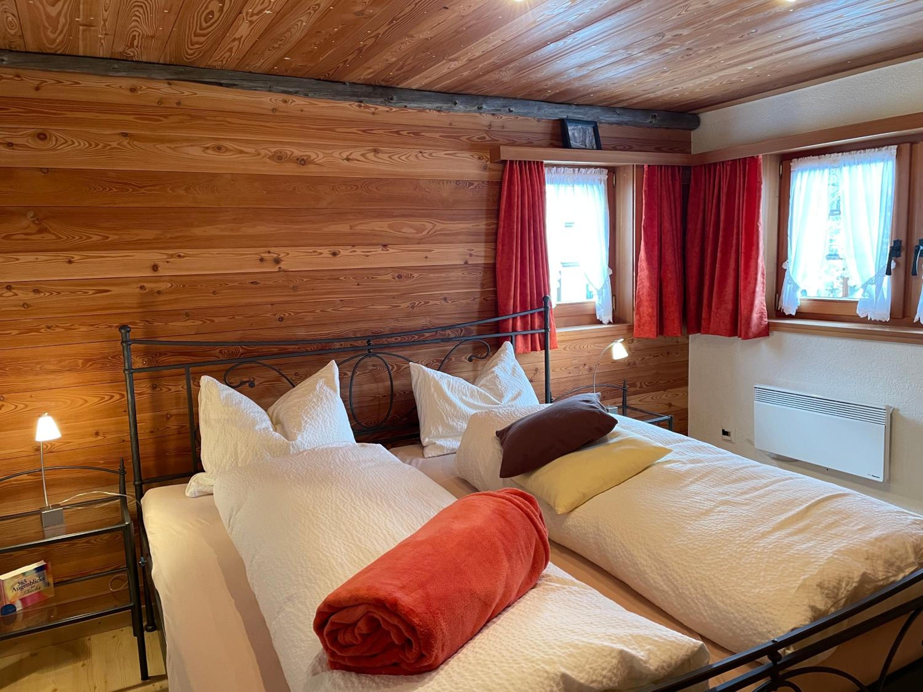 Two-Bedroom House photo 2