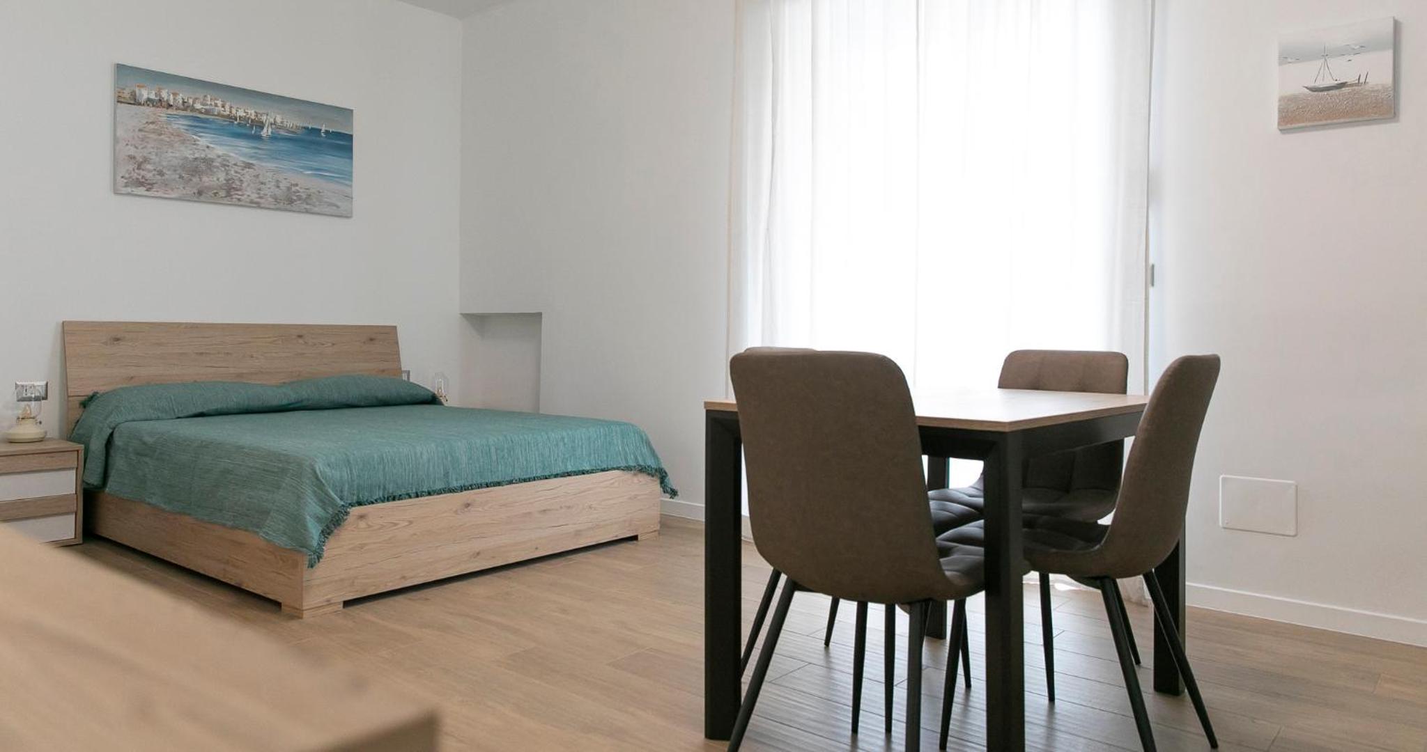 Studio Apartment with Balcony