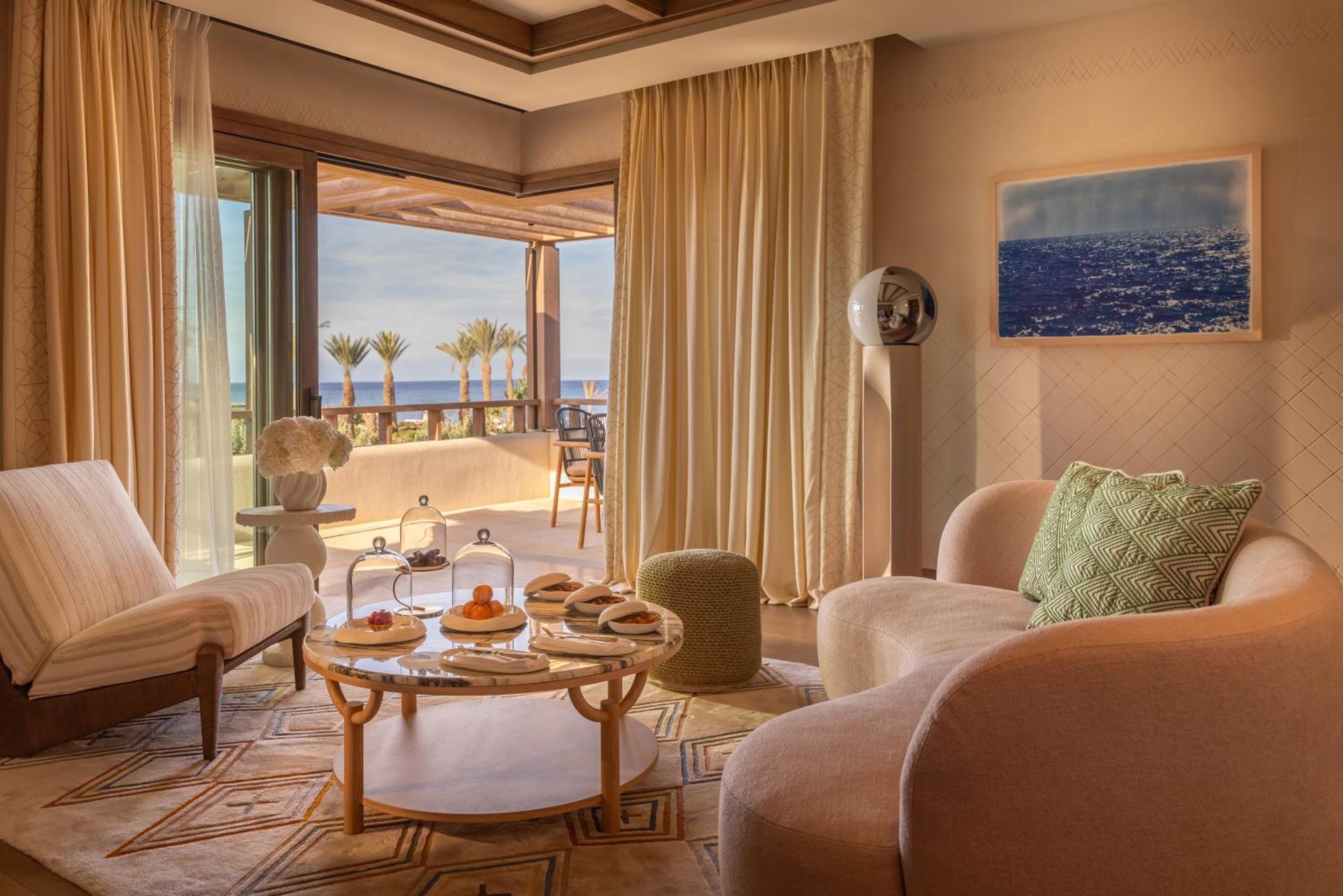 Deluxe Suite, Sea View