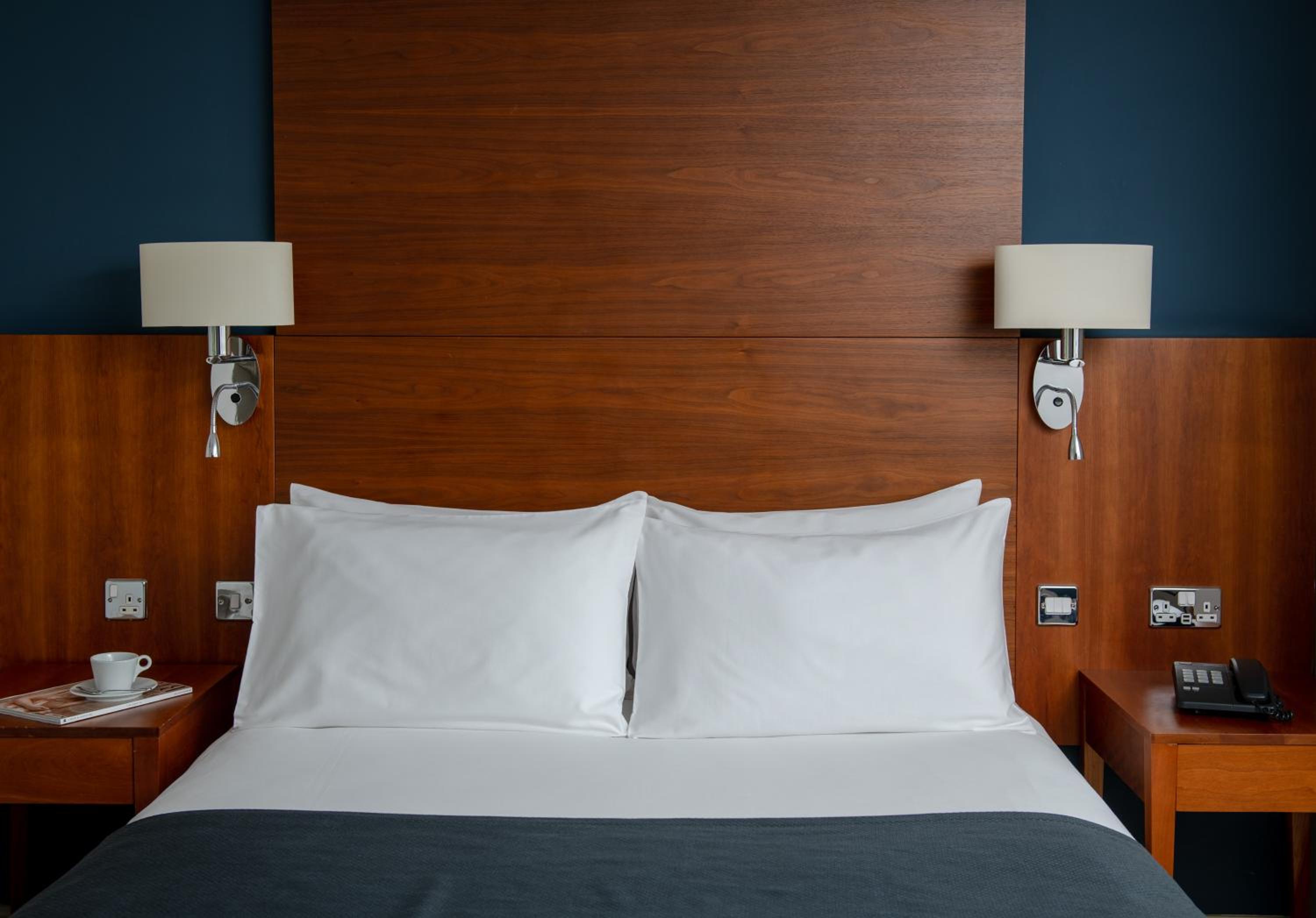 Standard Double or Twin Room photo 1