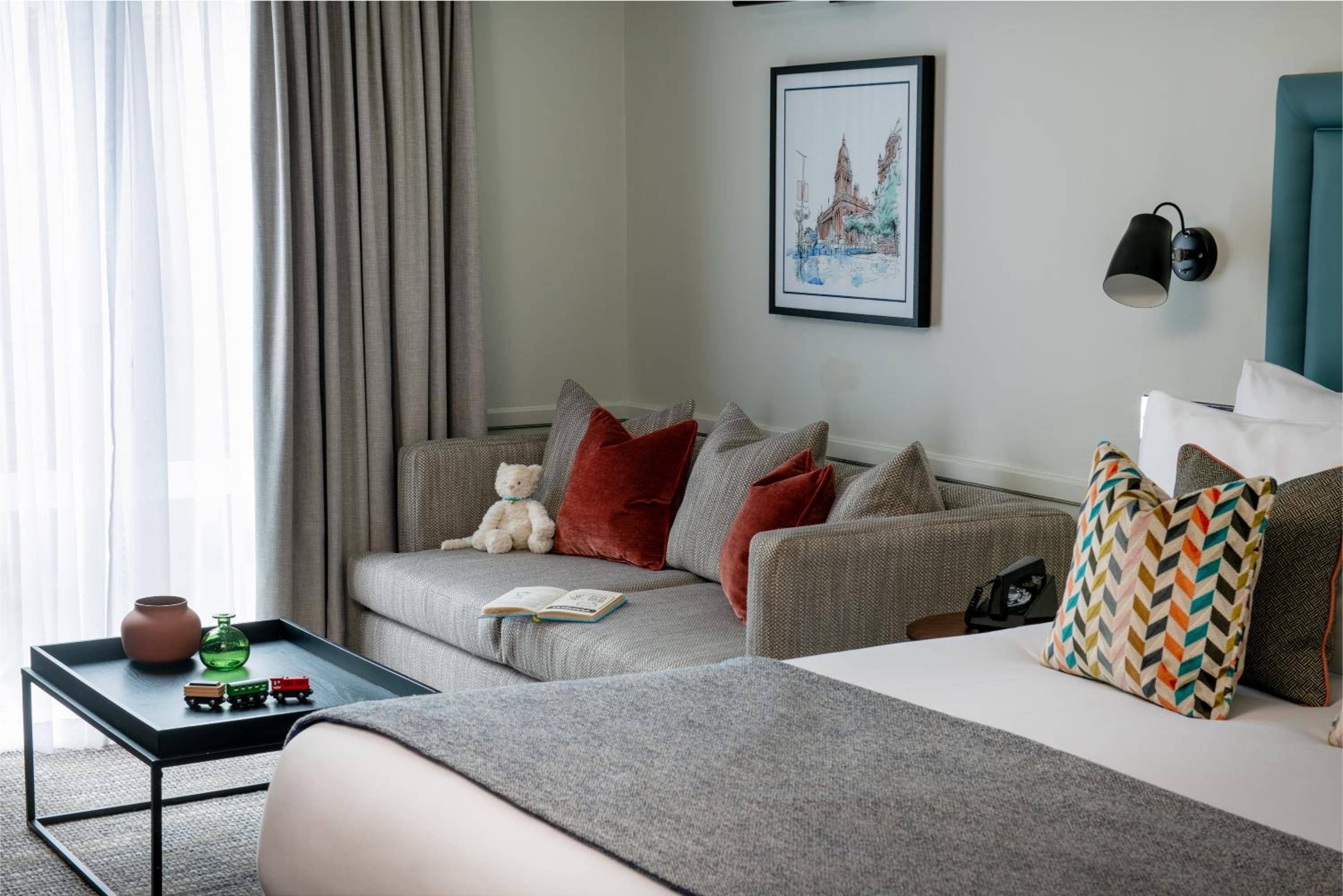 Family Room - Photo 2