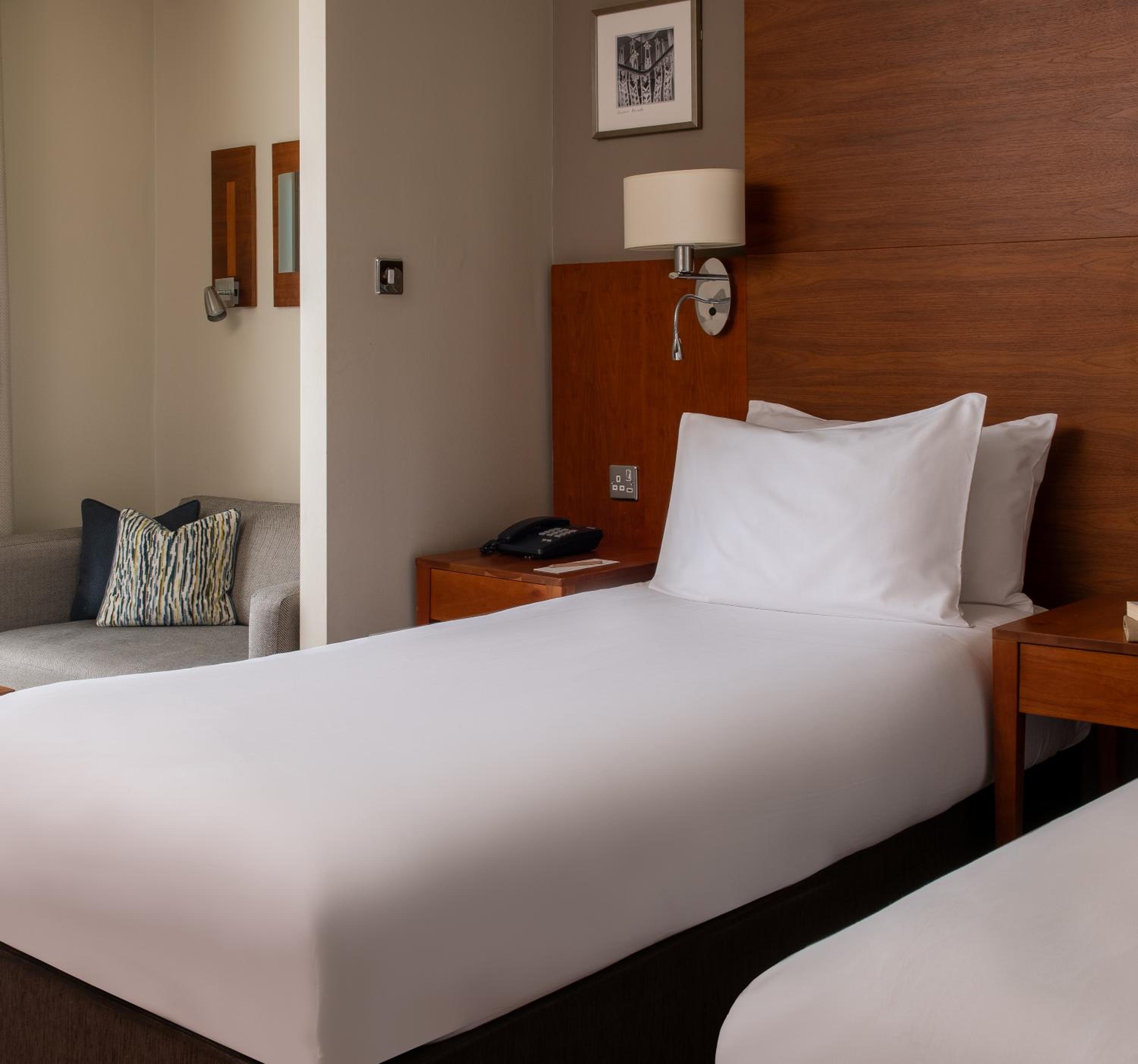 Standard Double or Twin Room photo 3