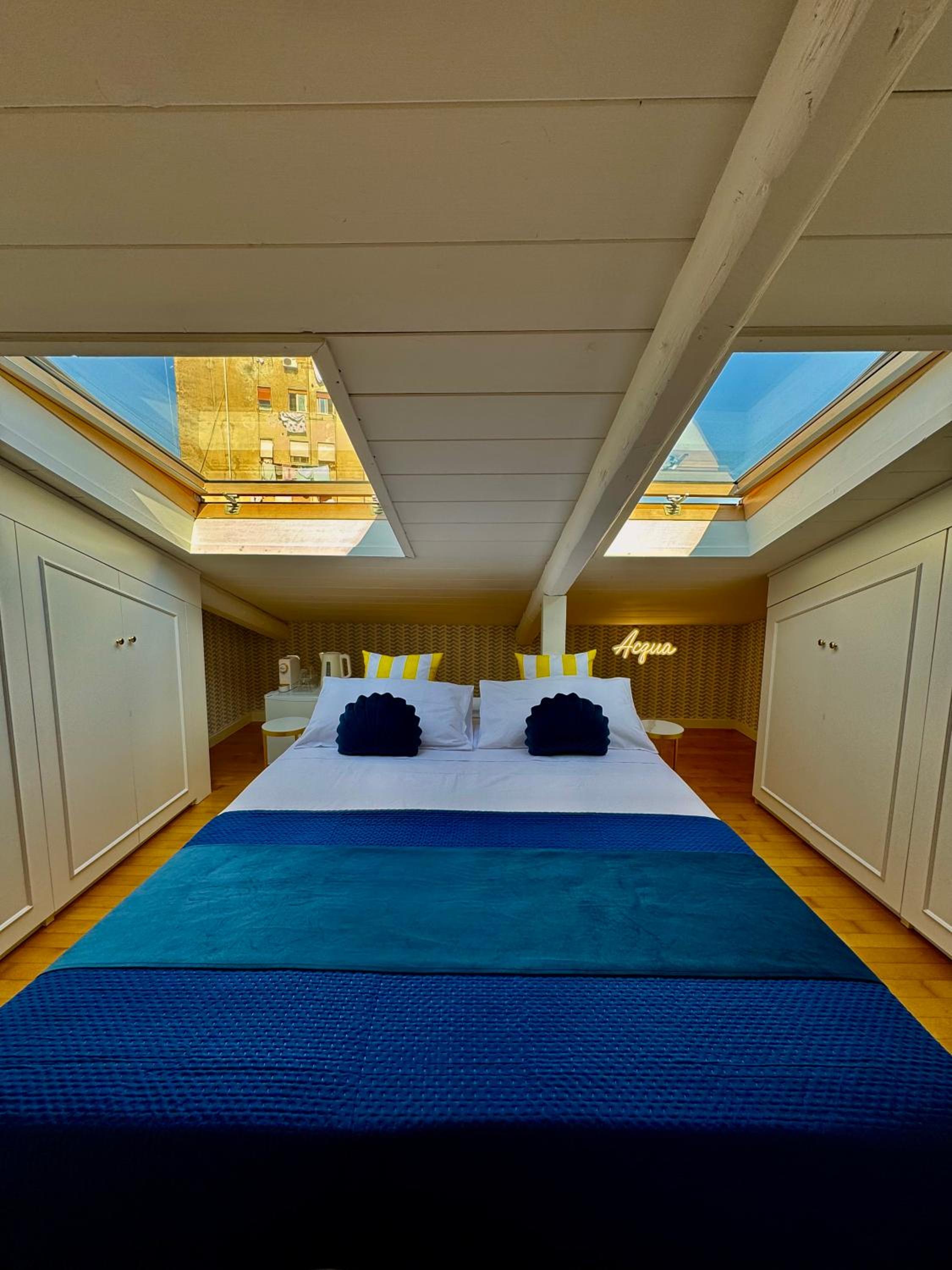 Double Room with Private External Bathroom