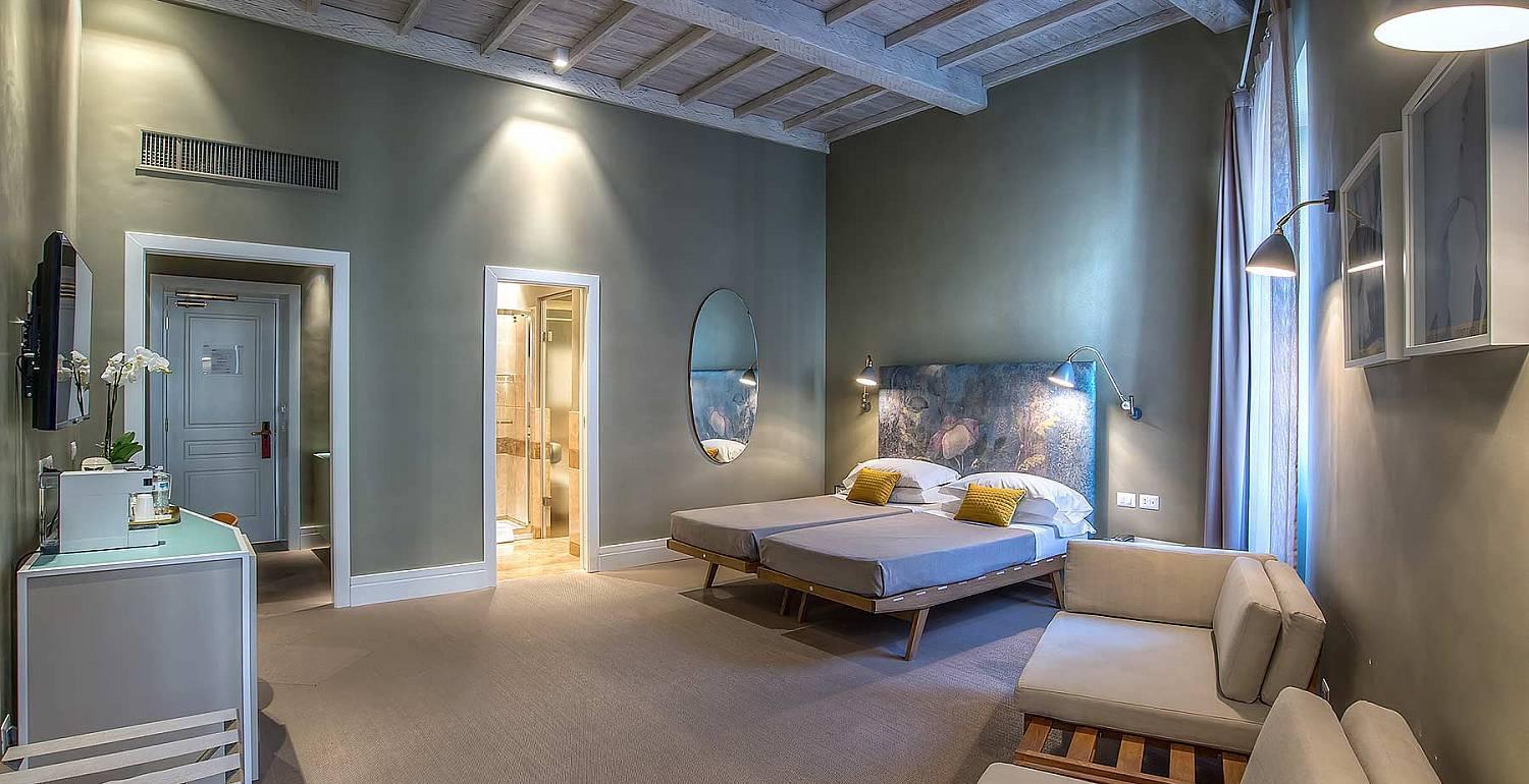 Club Quadruple Room