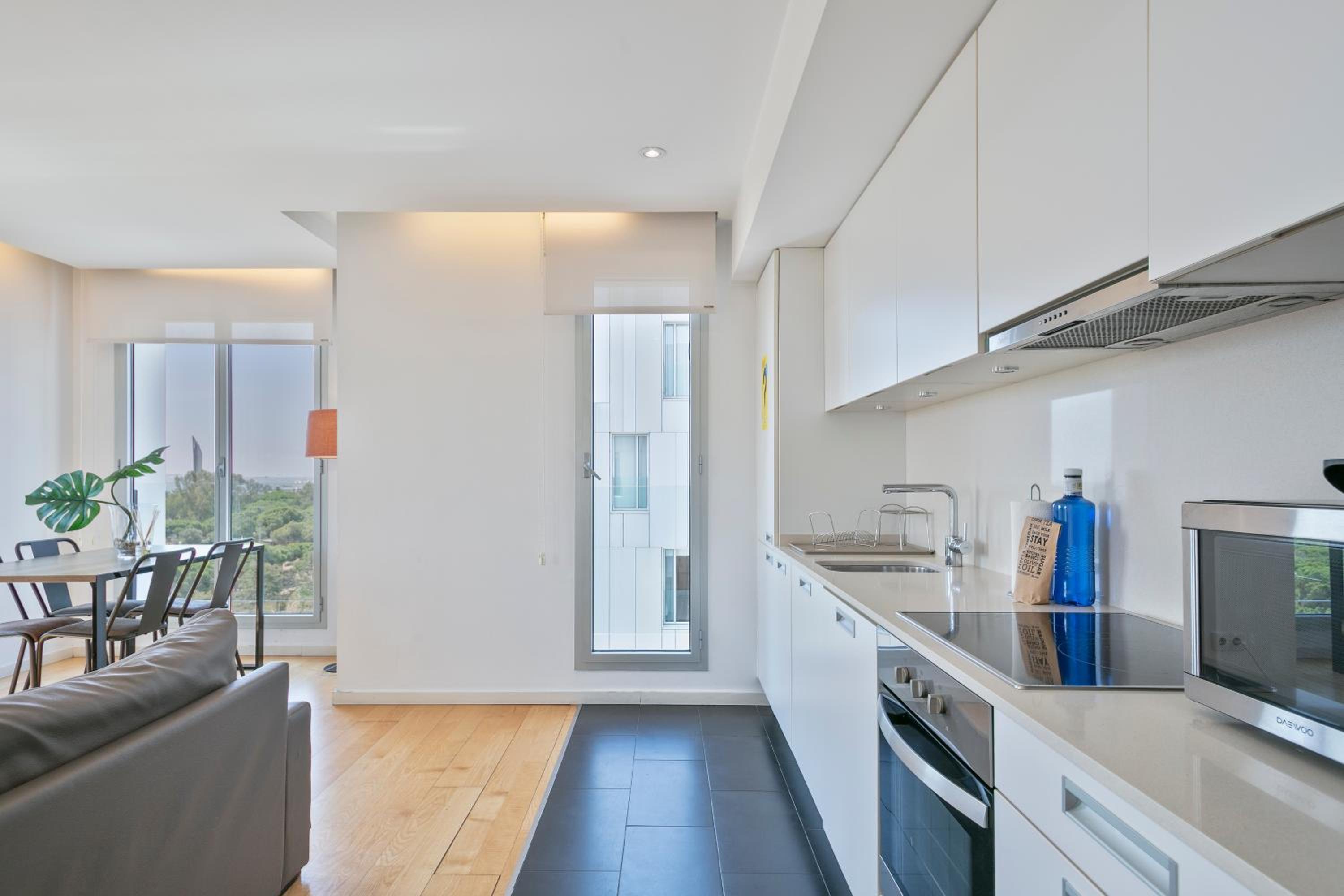 Business Apartment with Sea View photo 3