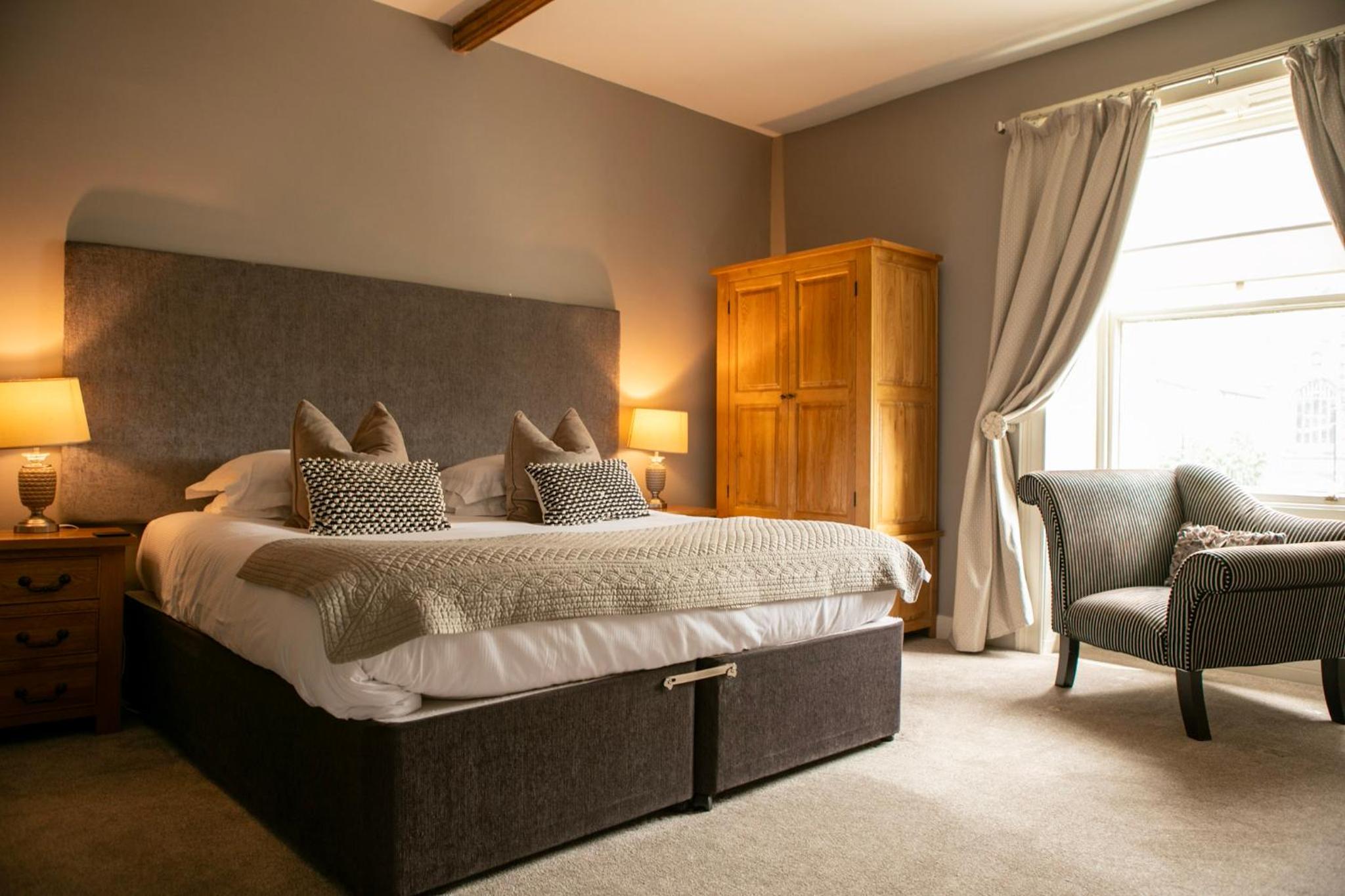 Luxury Double or Twin Room with Bath photo 2