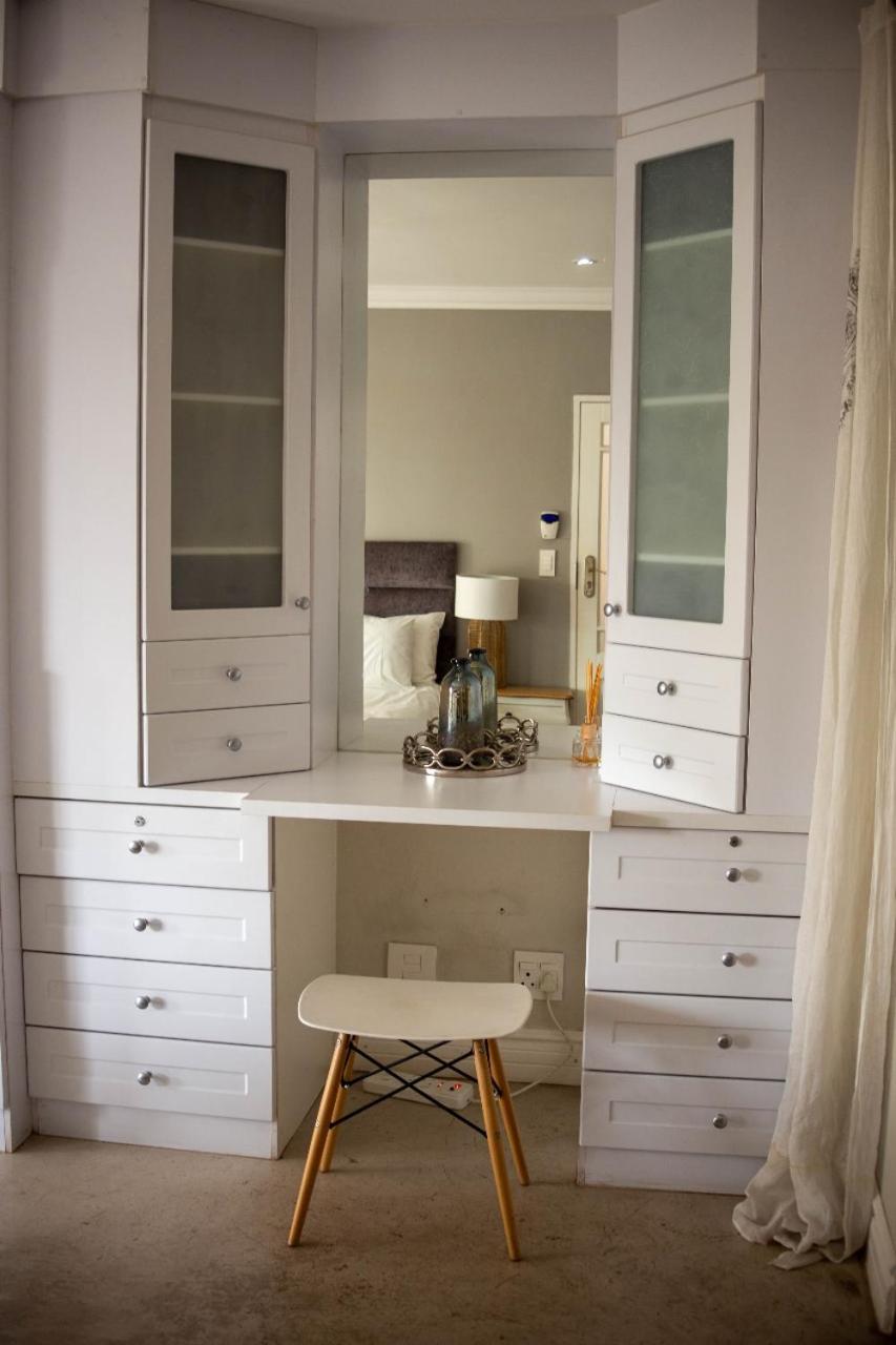 Deluxe Room - Photo 15