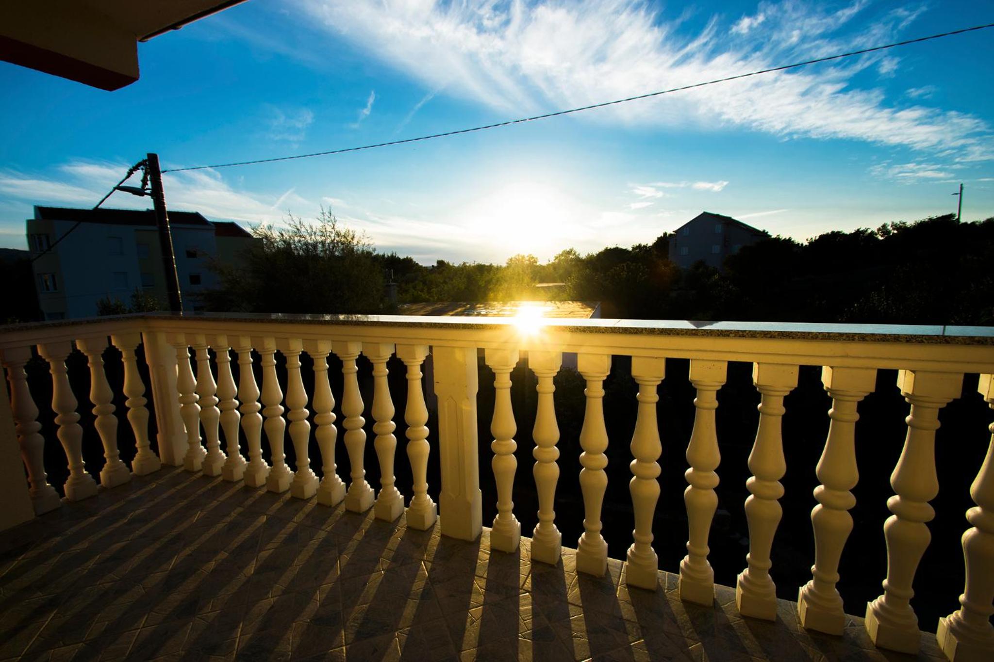 Apartment with Balcony photo 3