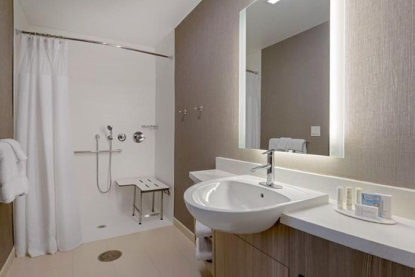 Suite with Two Queen Beds and Roll-in Shower - Mobility and Hearing Accessible photo 2