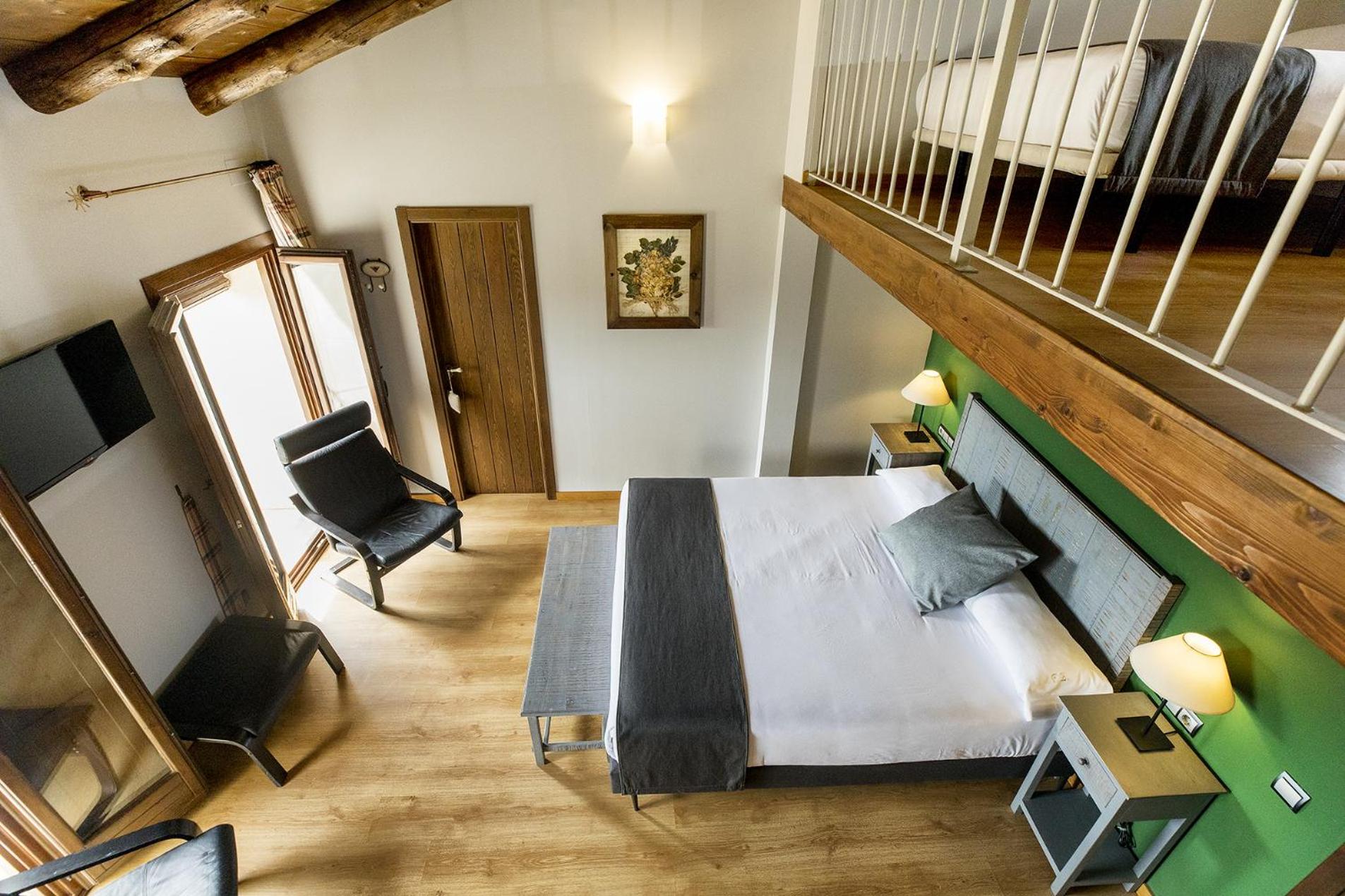 Habitación Cuádruple con Ducha