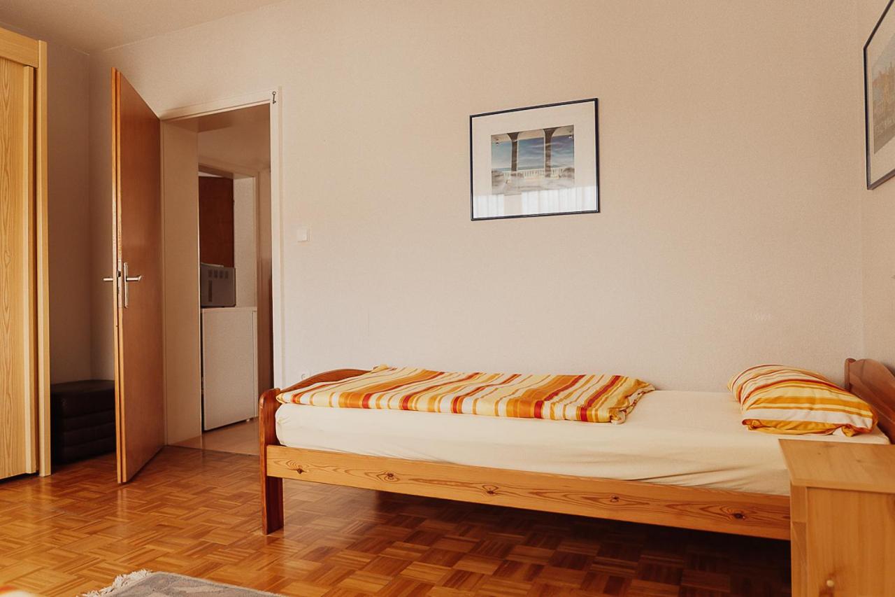 Three-Bedroom Apartment photo 2