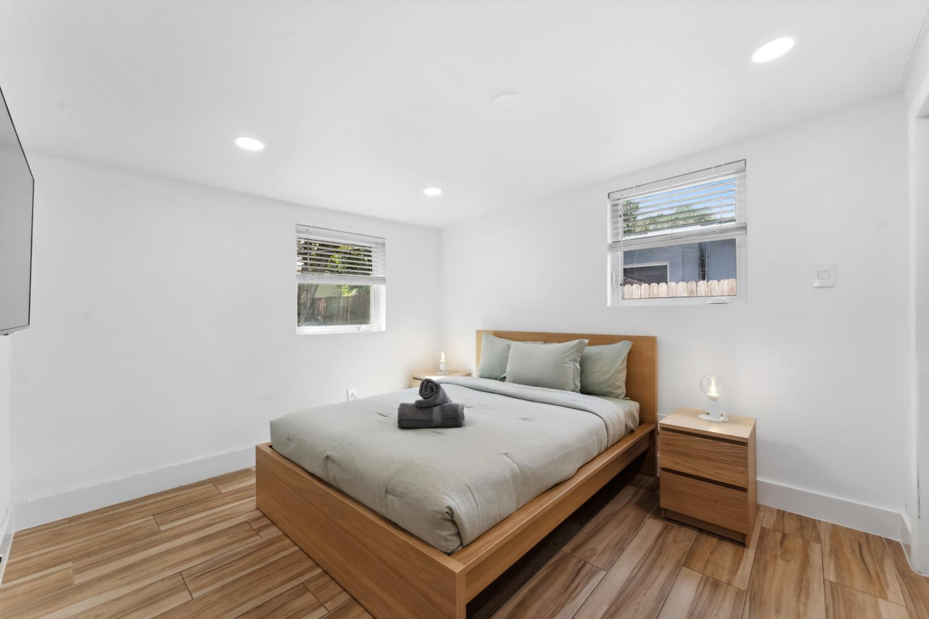 Four-Bedroom House photo 2