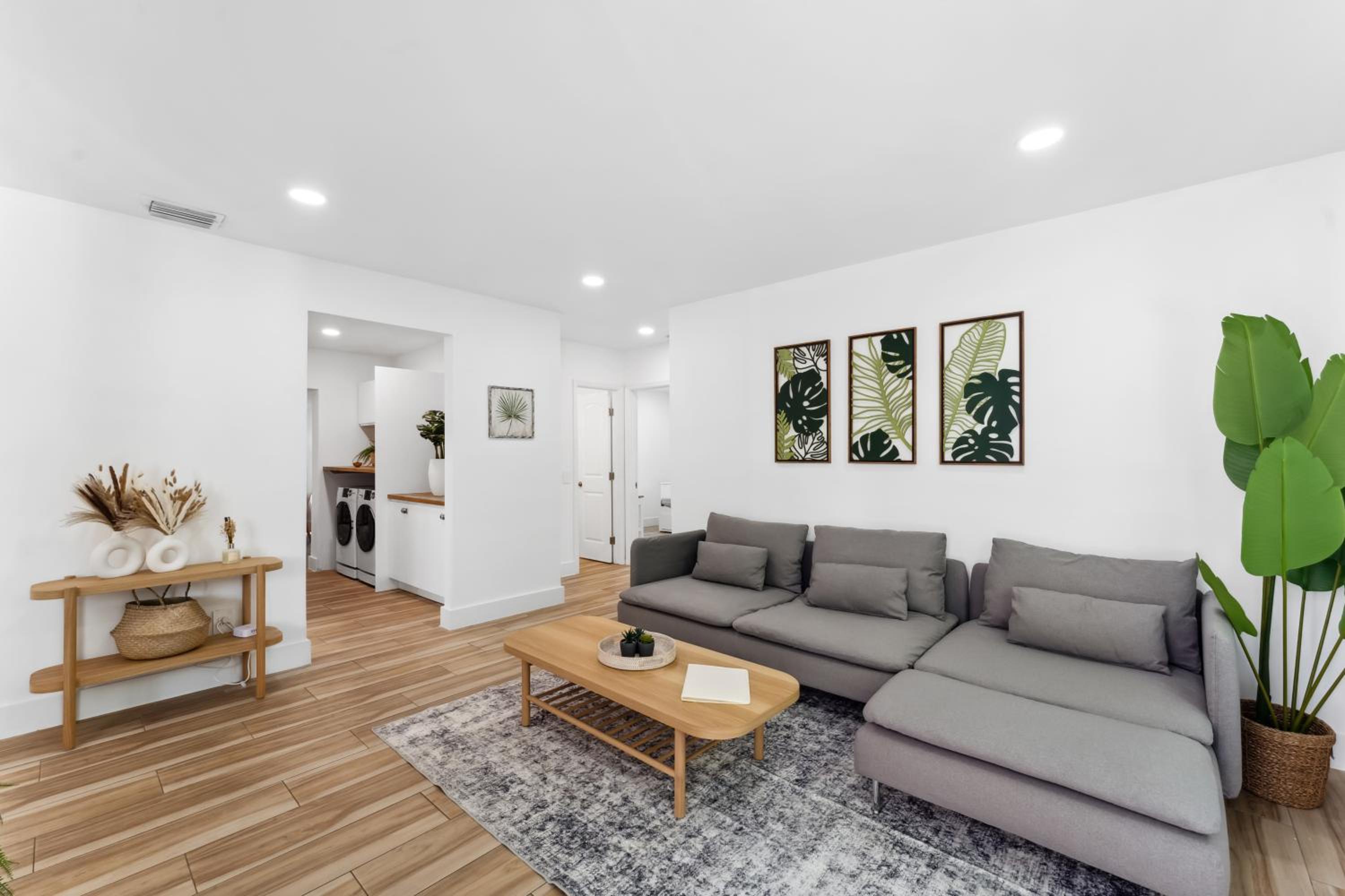 Four-Bedroom House photo 1