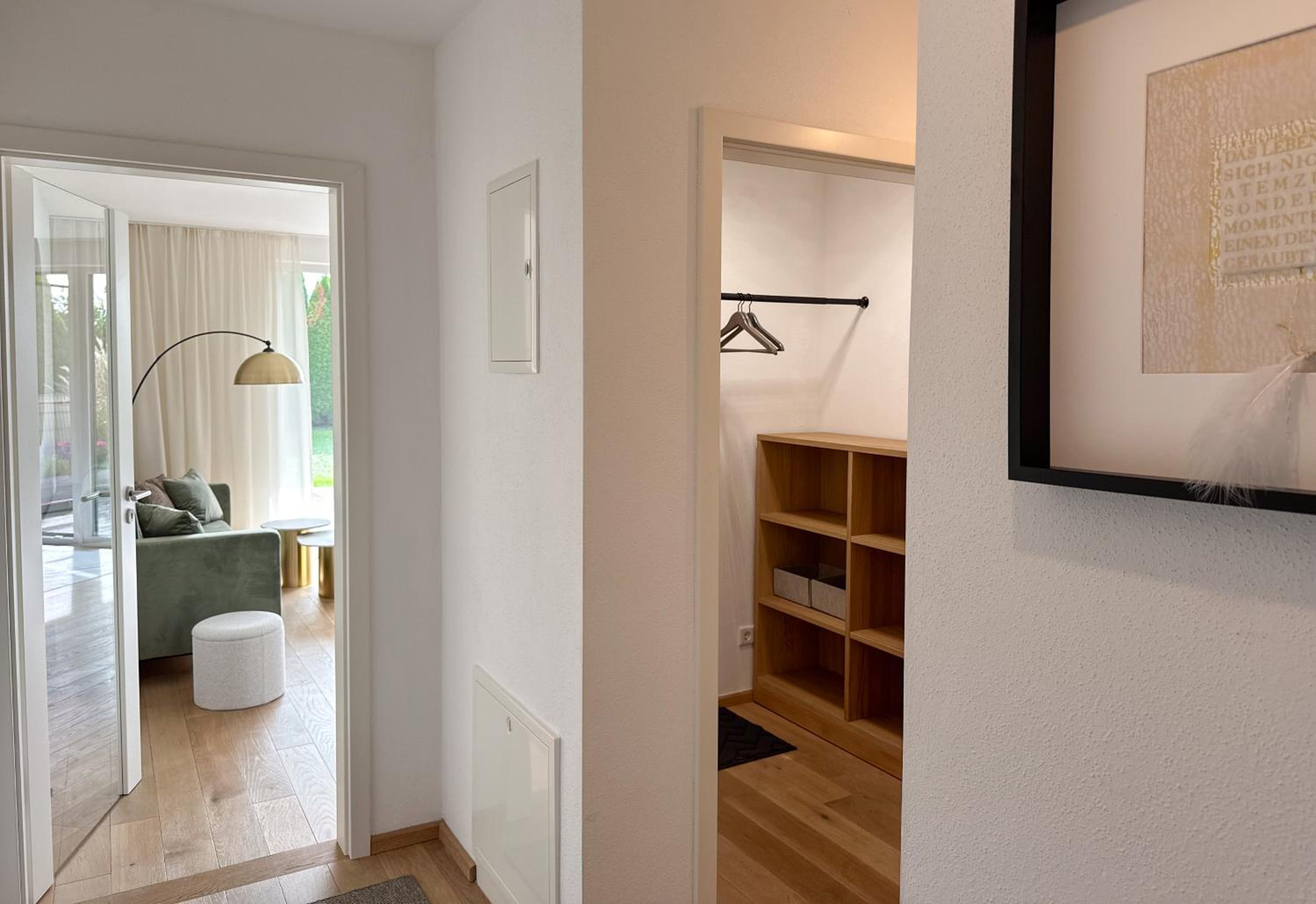 One-Bedroom Apartment photo 1