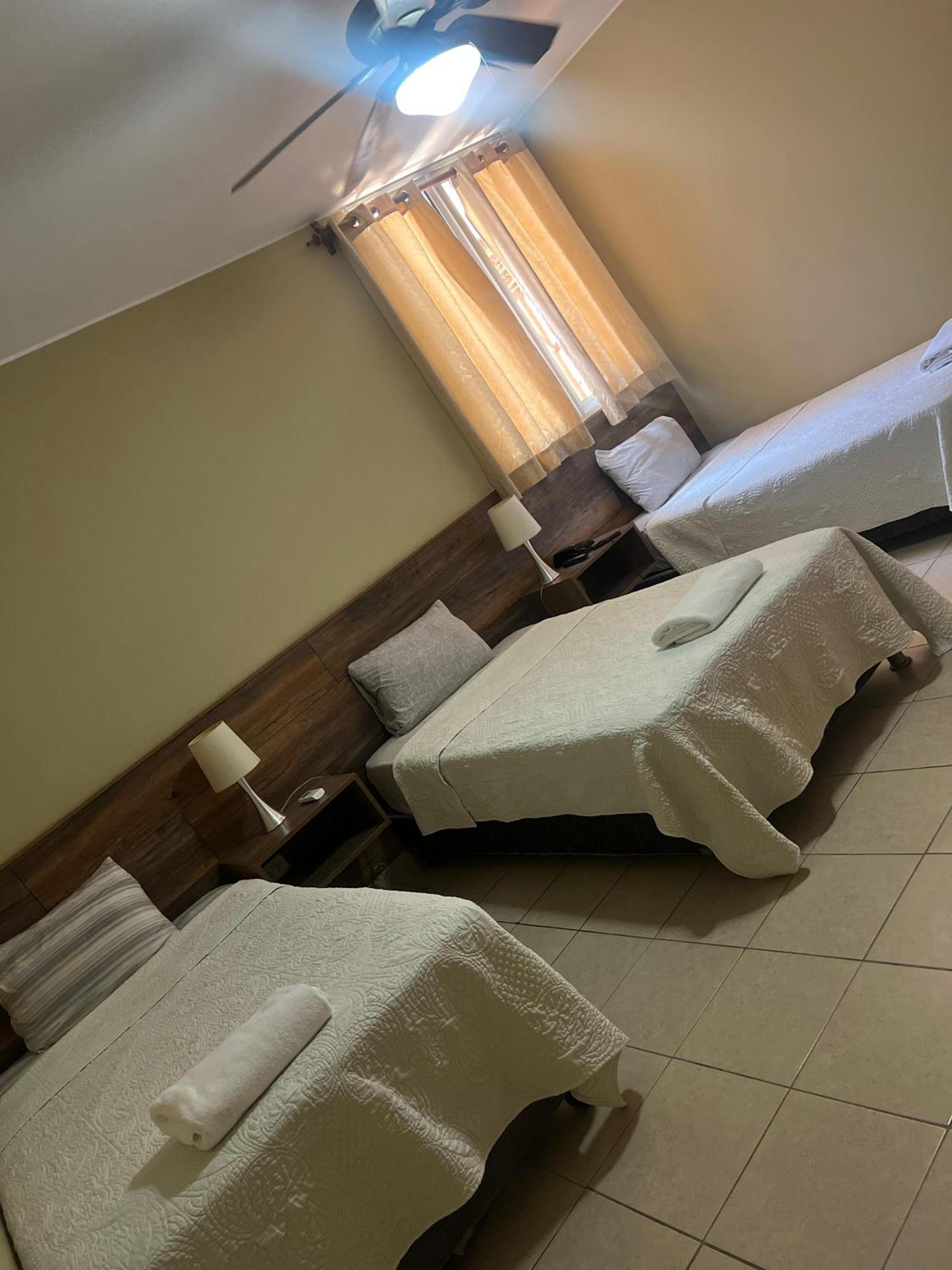 Basic Triple Room photo 2