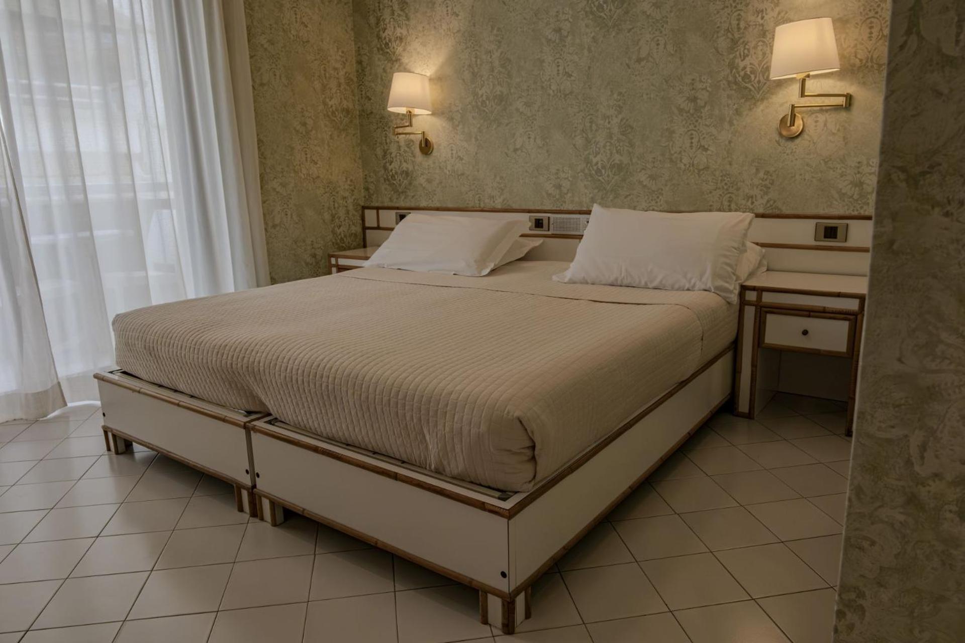 Triple Room - Photo 1