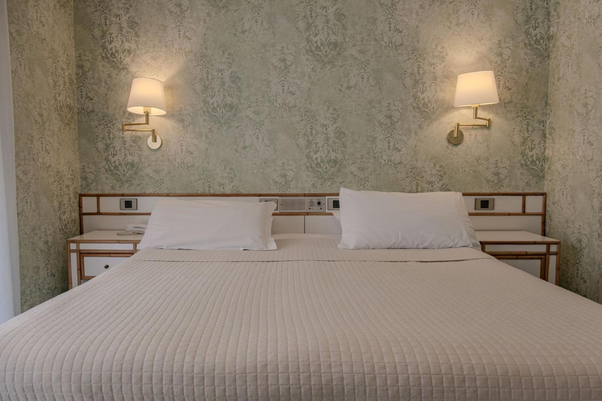 Double or Twin Room photo 2