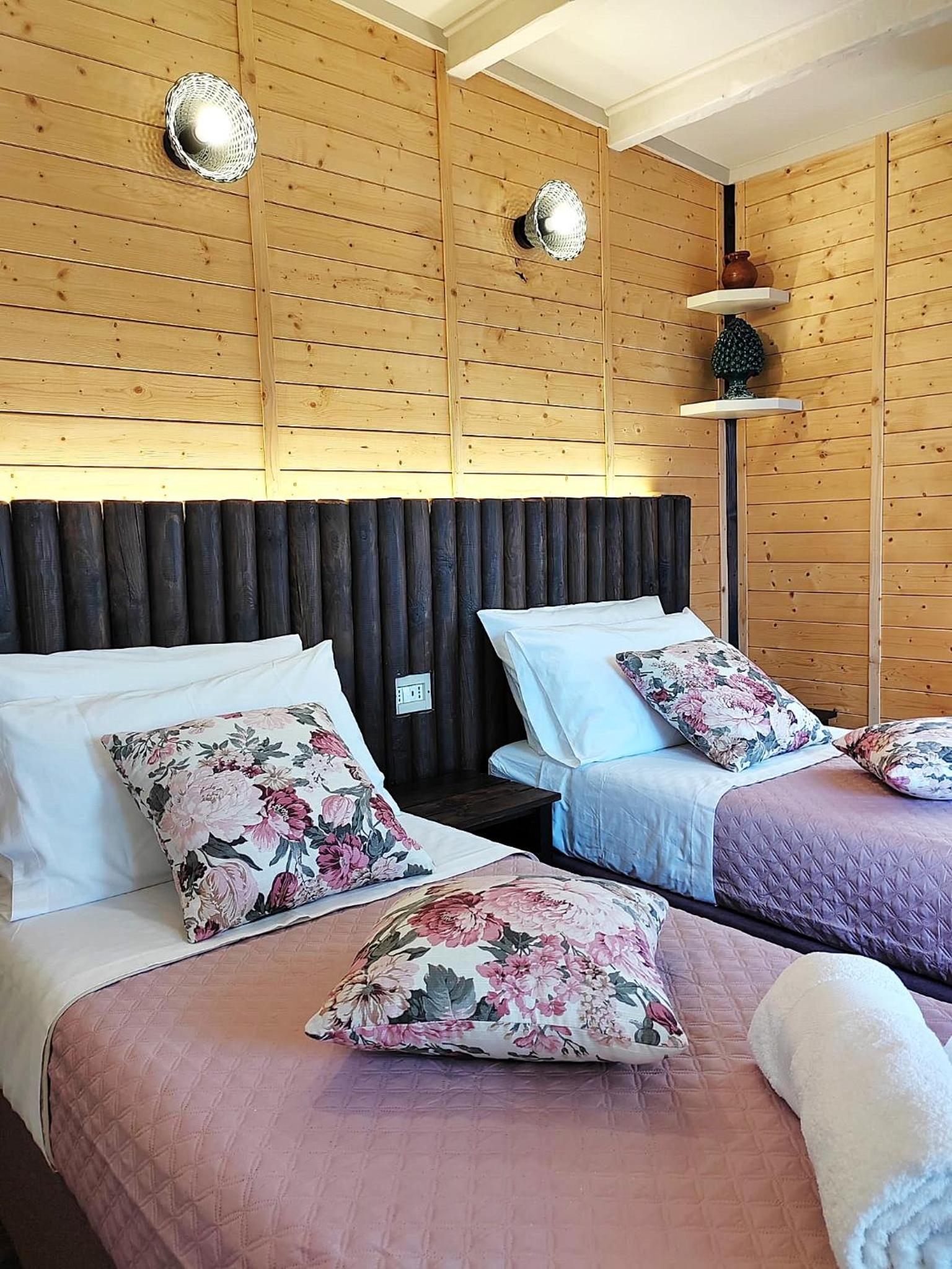 Double or Twin Room with Private Bathroom