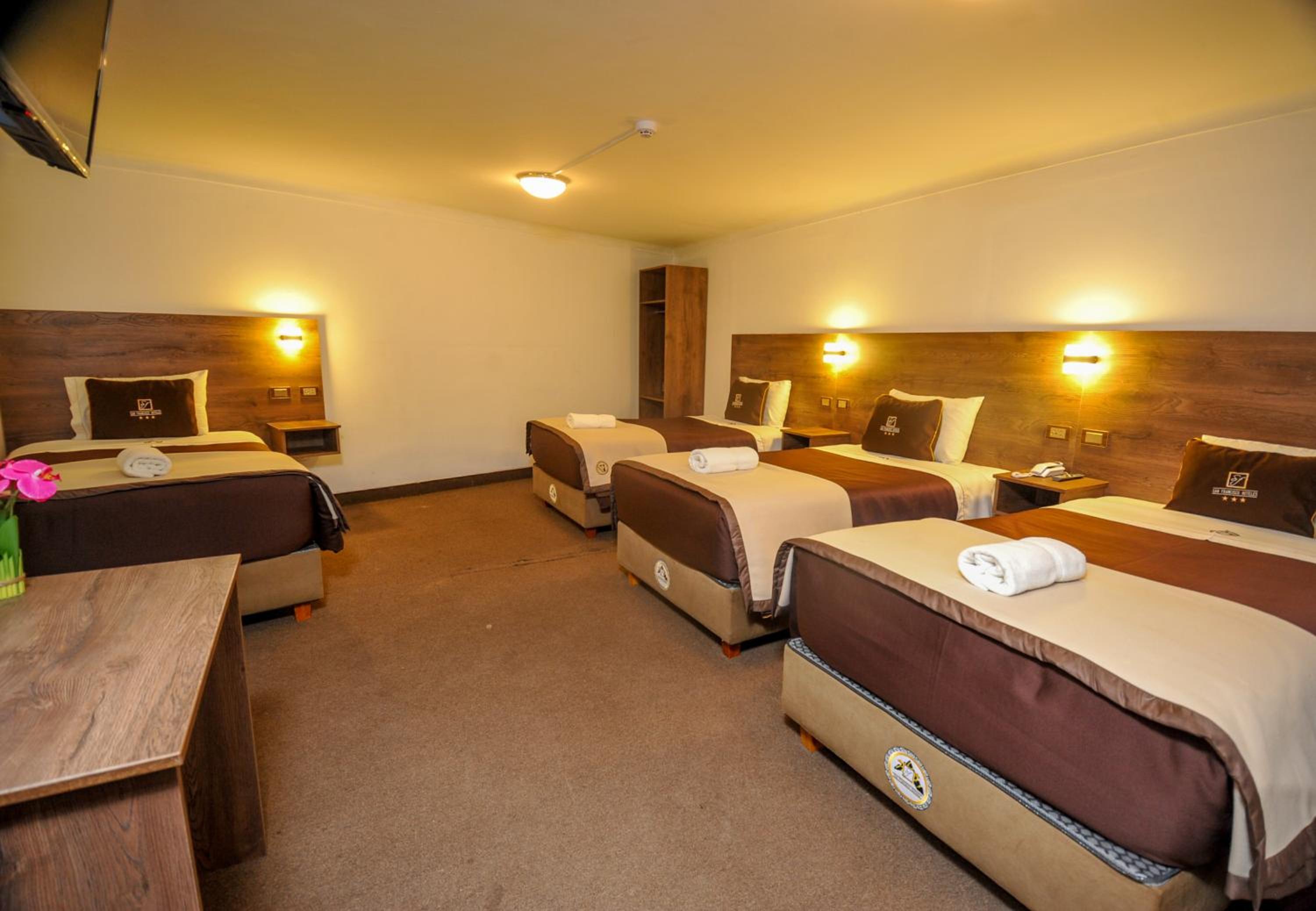 Classic Quadruple Room