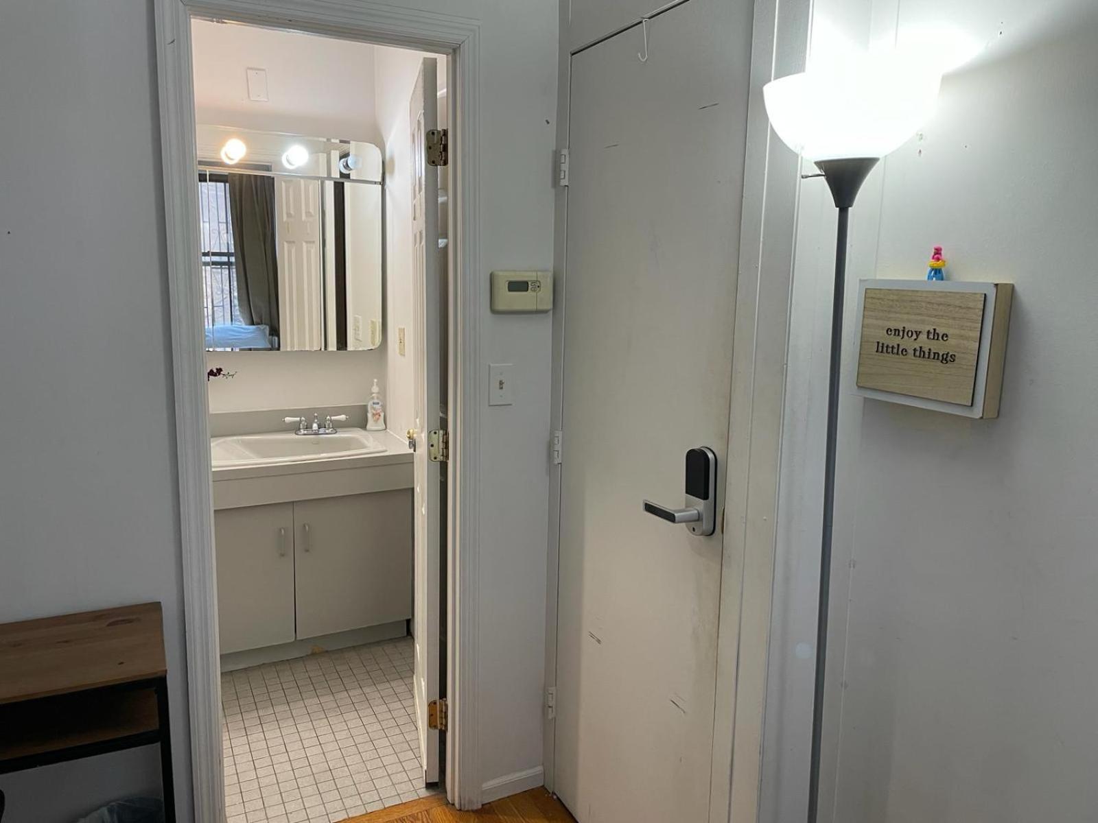 Standard Twin Room With Garden View photo 3