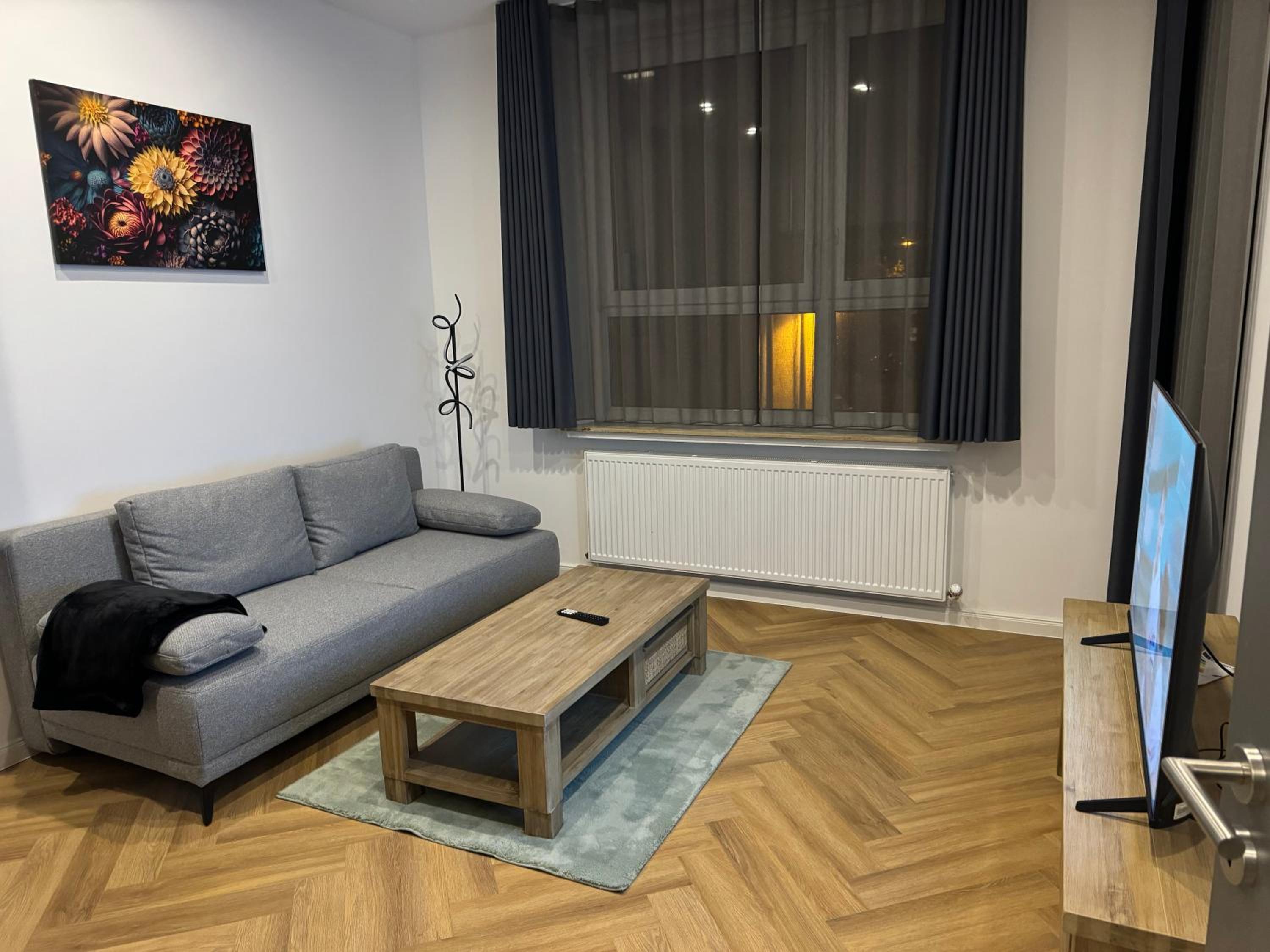 One-Bedroom Apartment with Balcony