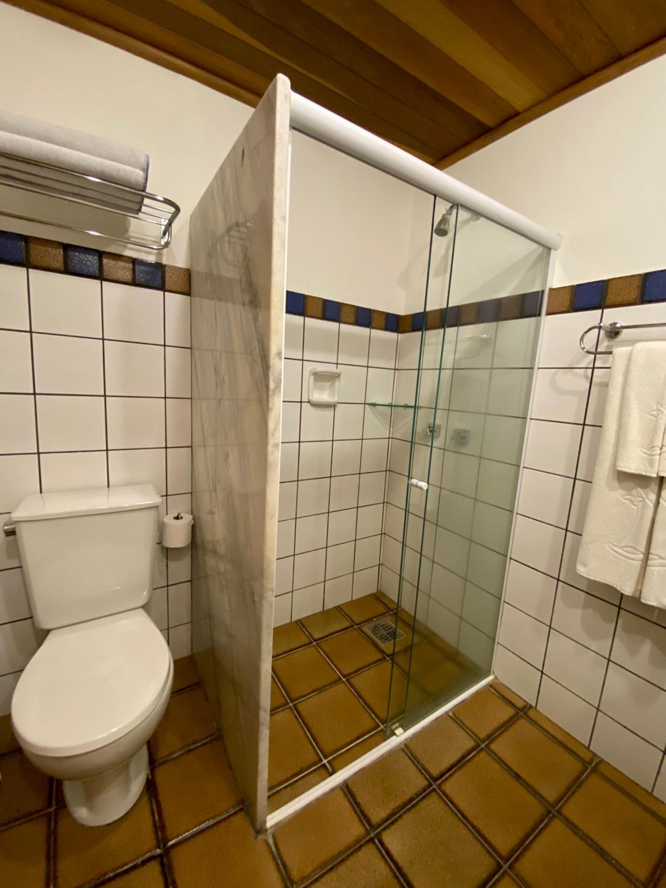 Suite with Partial Sea View - Photo 4