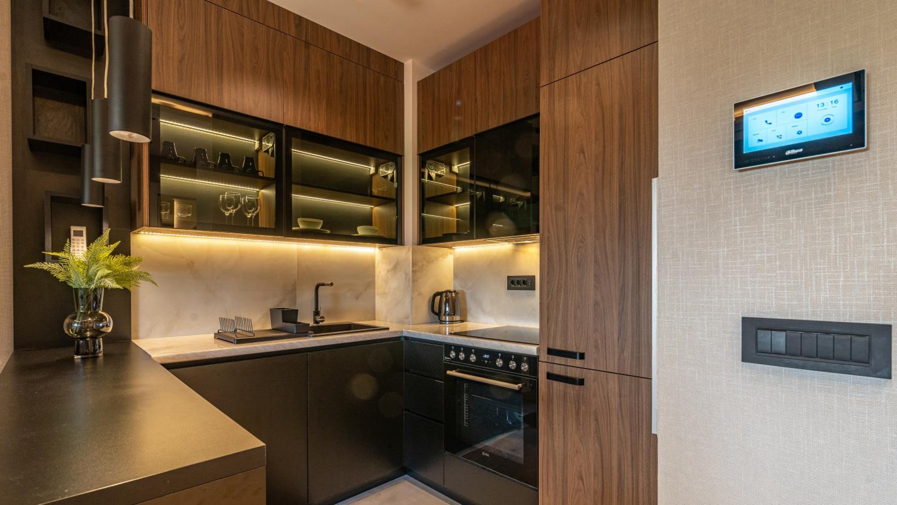 Studio Apartment - Photo 4