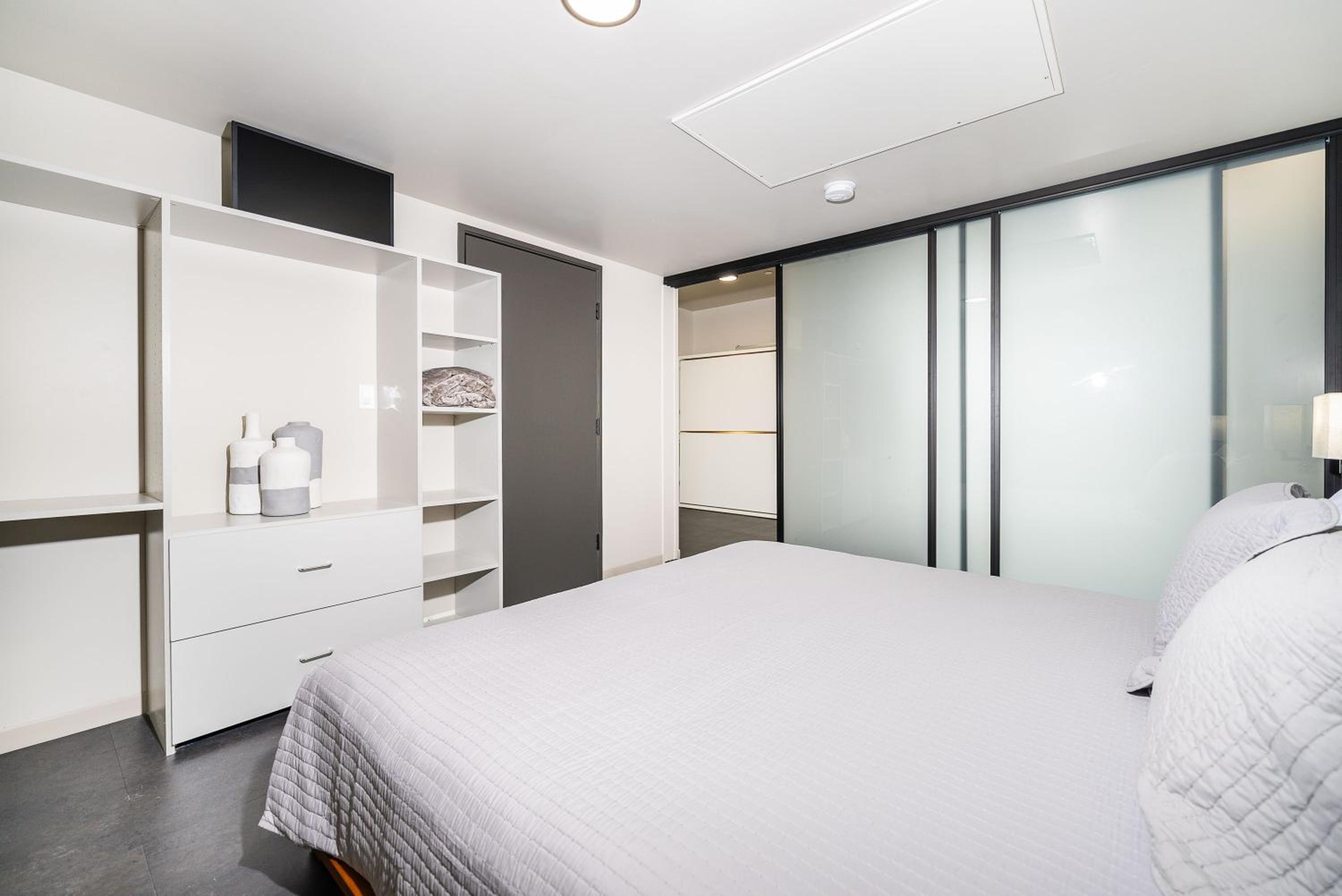 Two-Bedroom Apartment with Bay View
