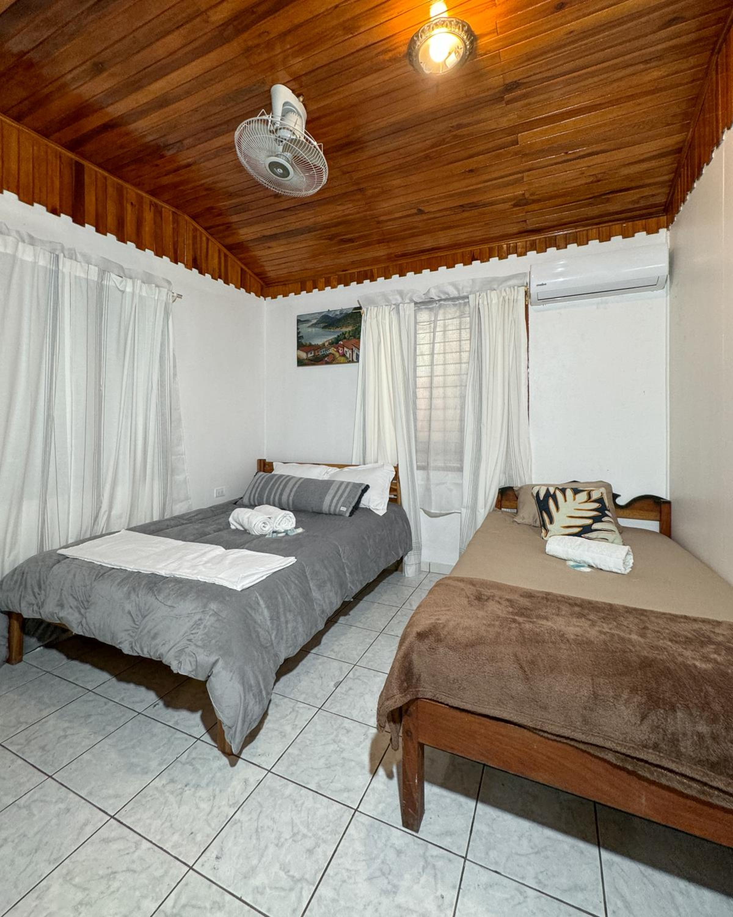 Economy Double Room photo 1