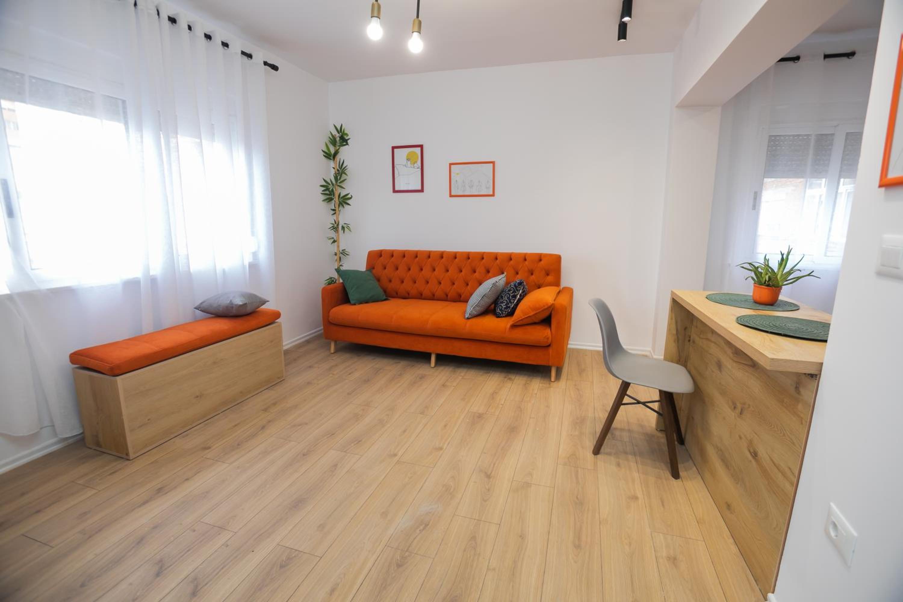 One-Bedroom Apartment