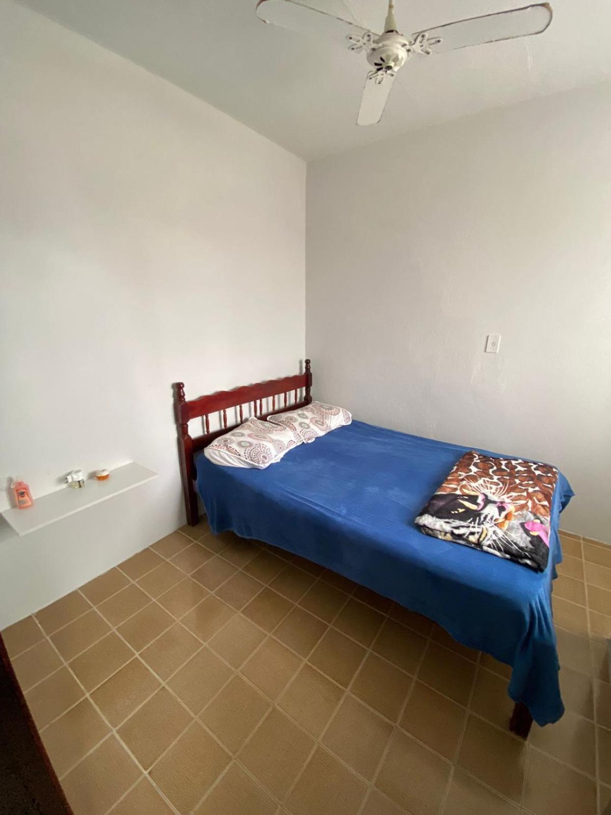 Six-Bedroom House photo 1