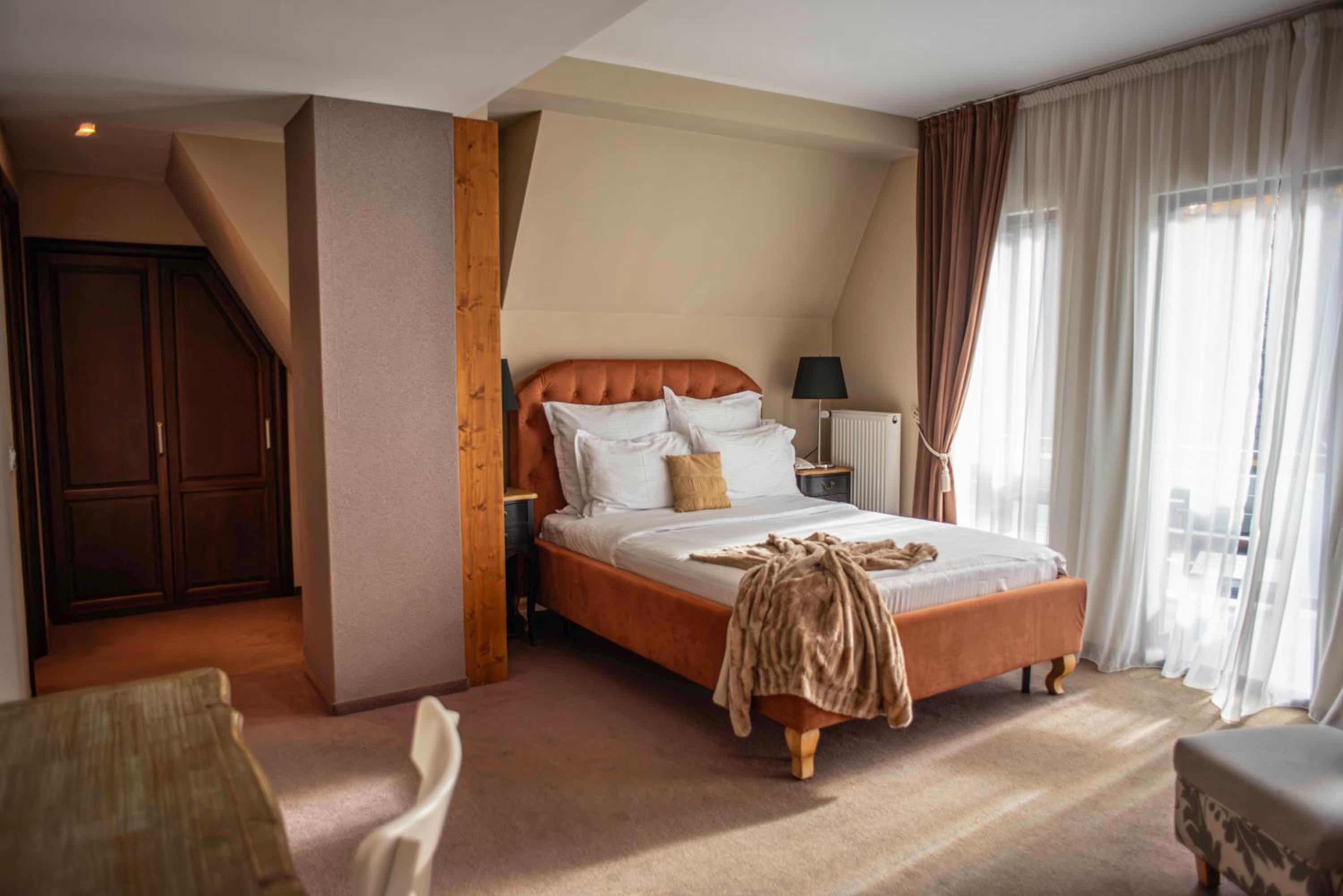 ST MORITZ photo 1