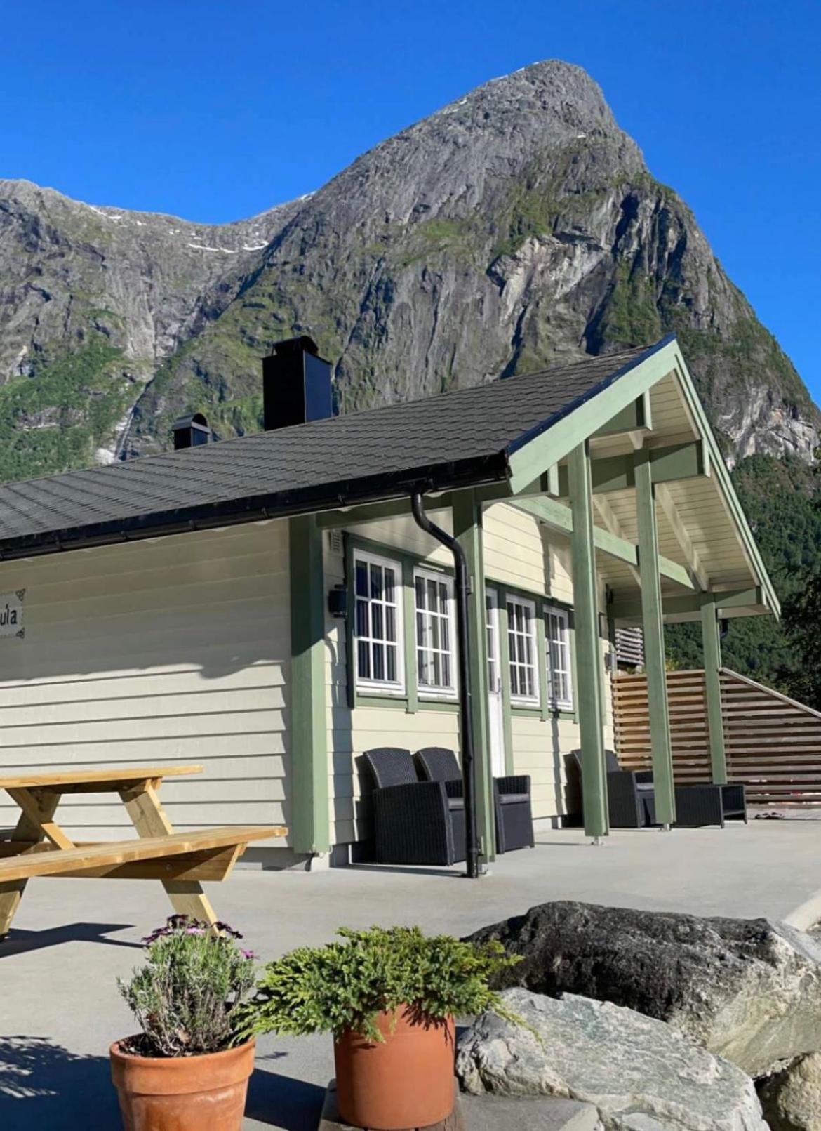 Three-Bedroom Cottage with Sauna - Photo 13