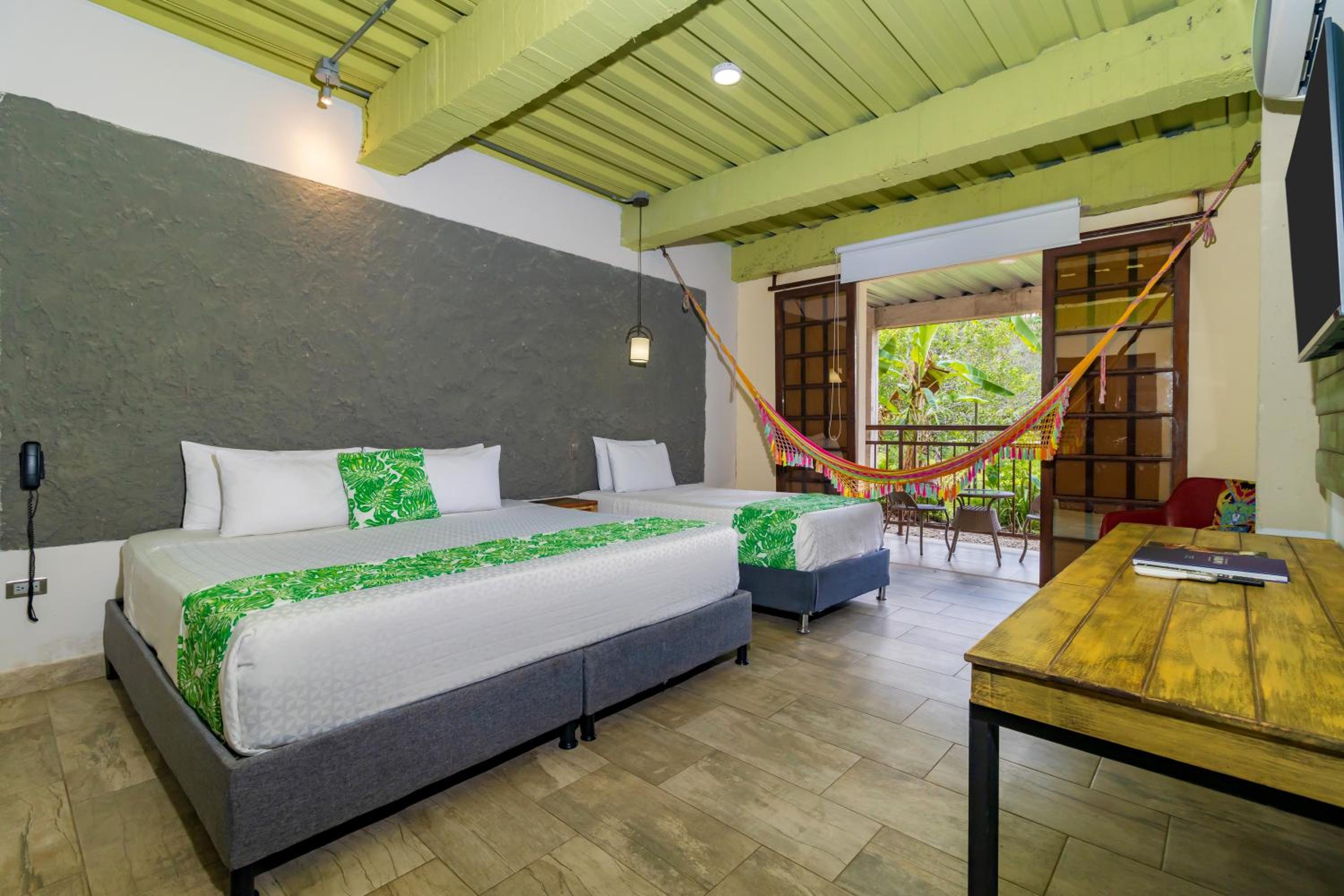 Executive Triple Room - Photo 4