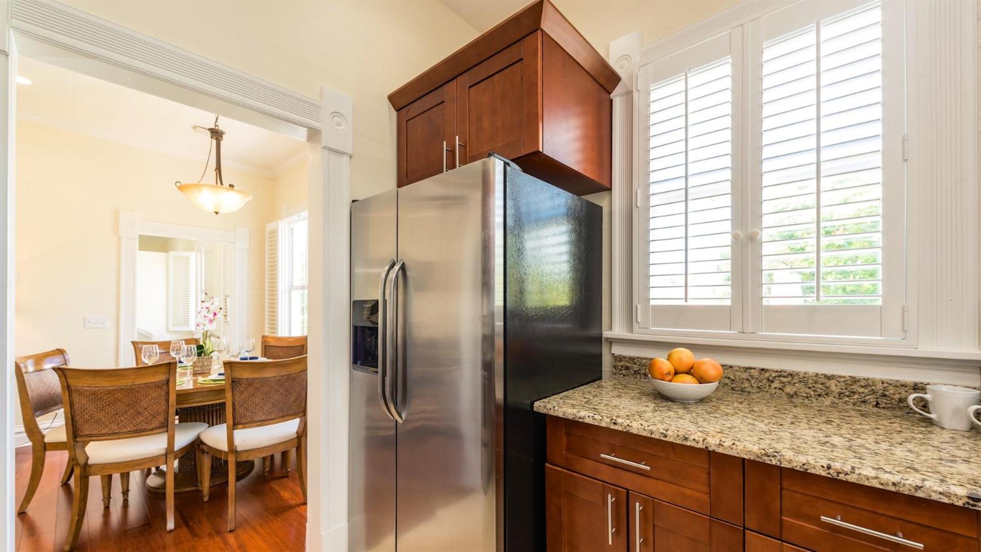 Three-Bedroom Apartment with Balcony photo 3