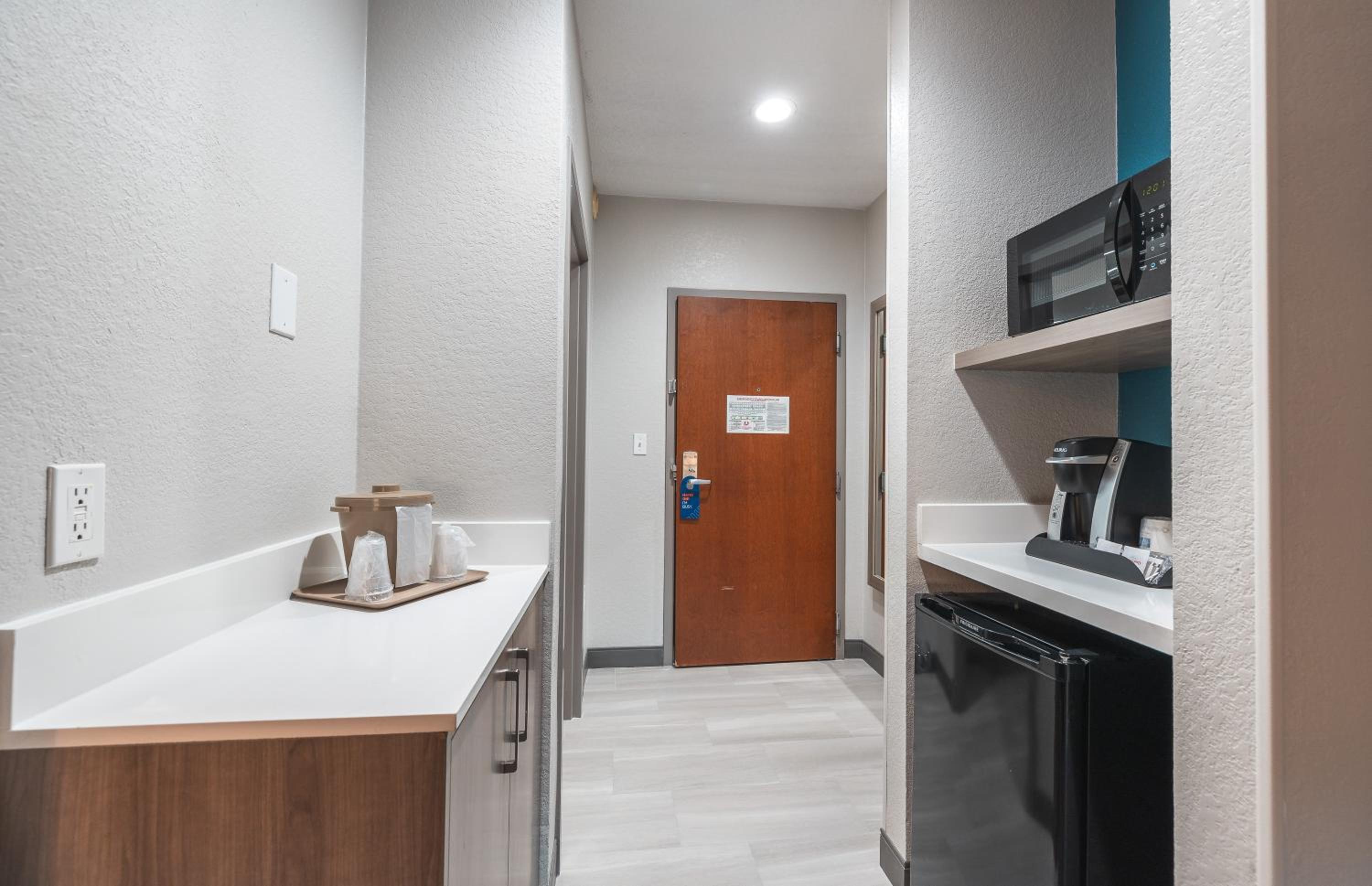 King Suite - Photo 4
