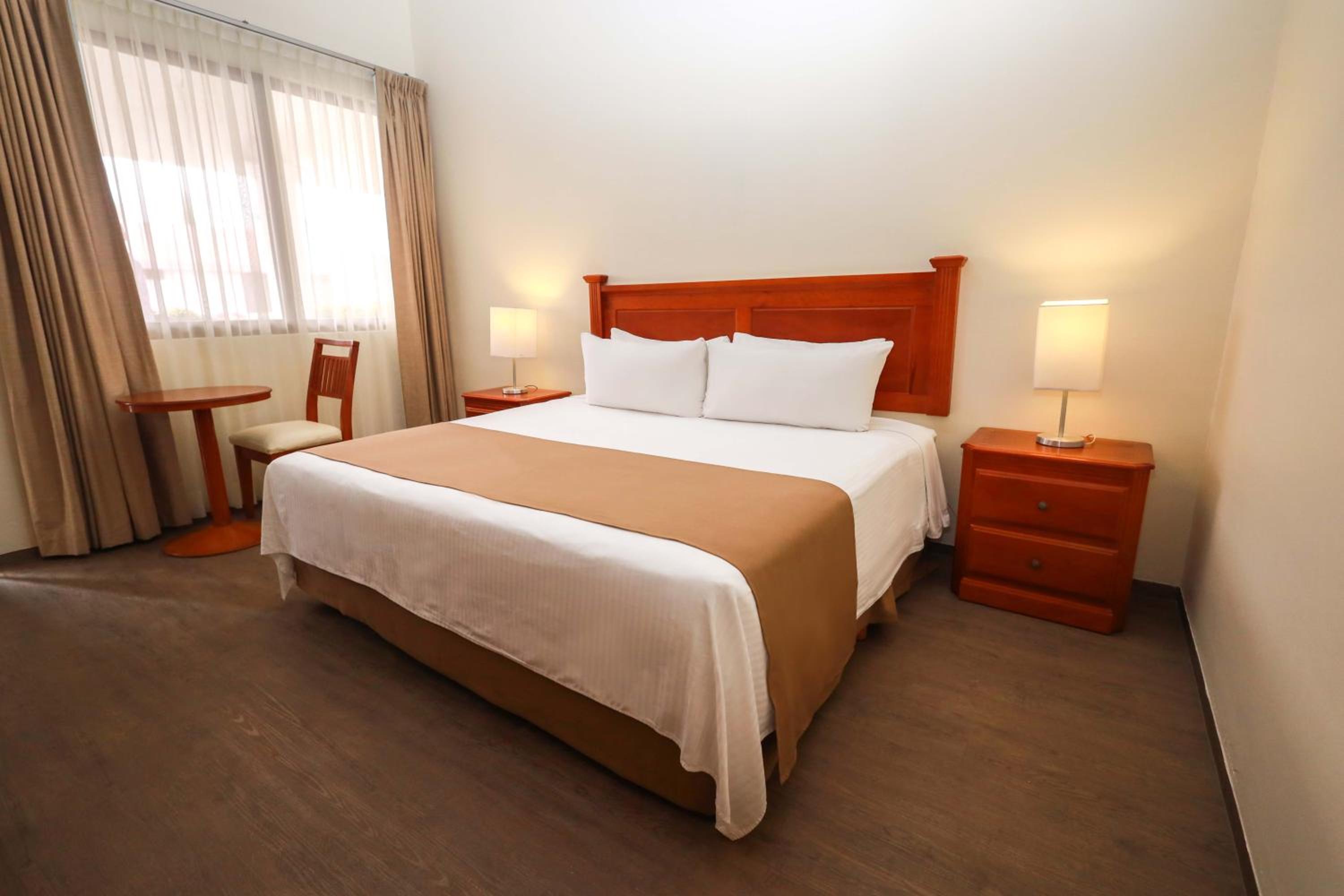 Superior Room, 1 King photo 1