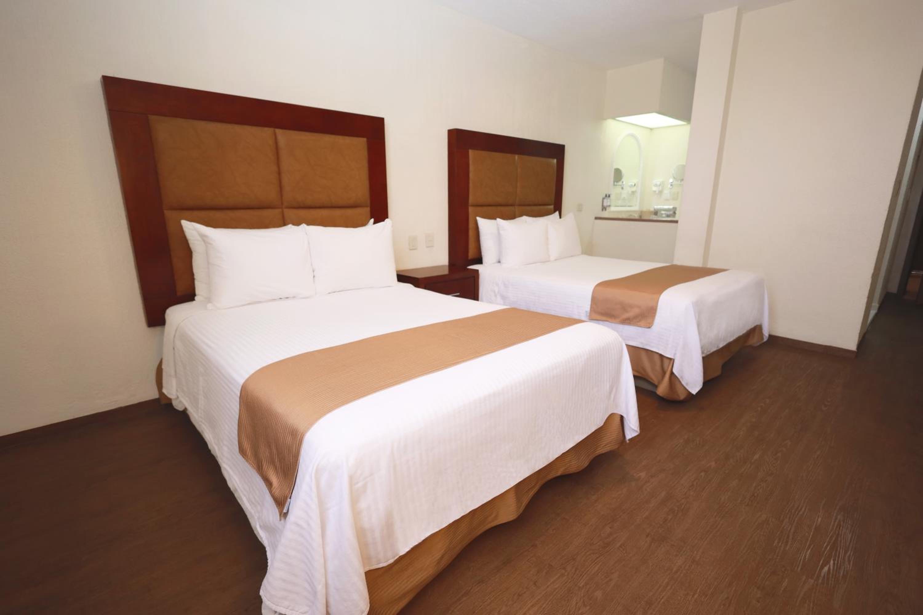 Superior Room, 2 Double photo 3
