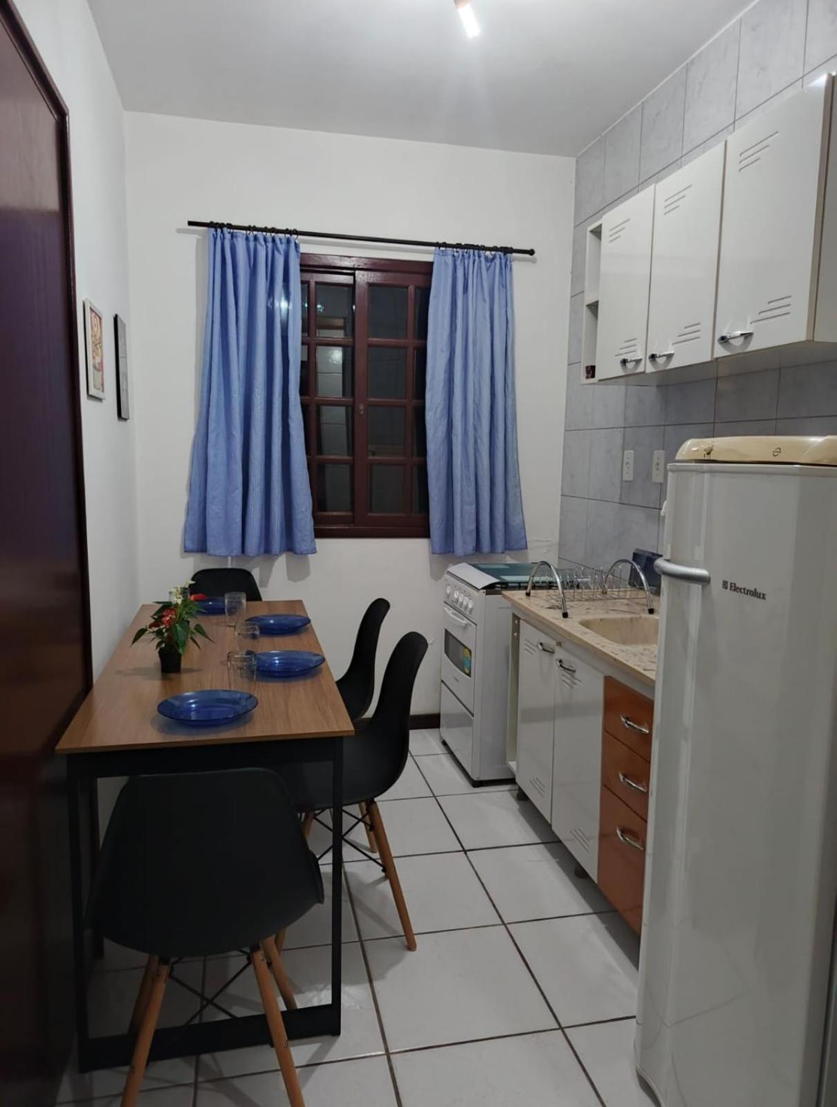 One-Bedroom Apartment photo 3