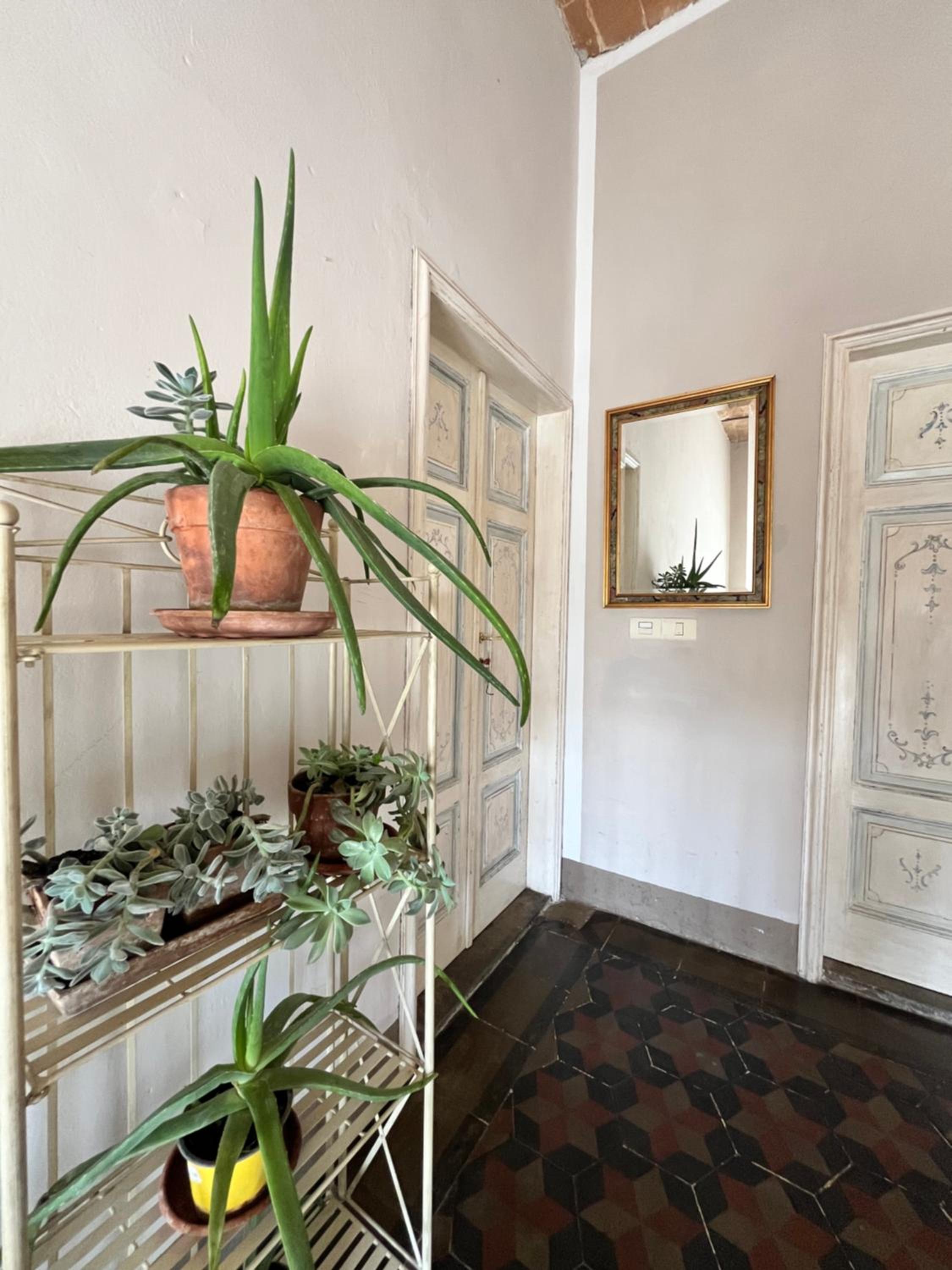 Two-Bedroom Apartment - Photo 17