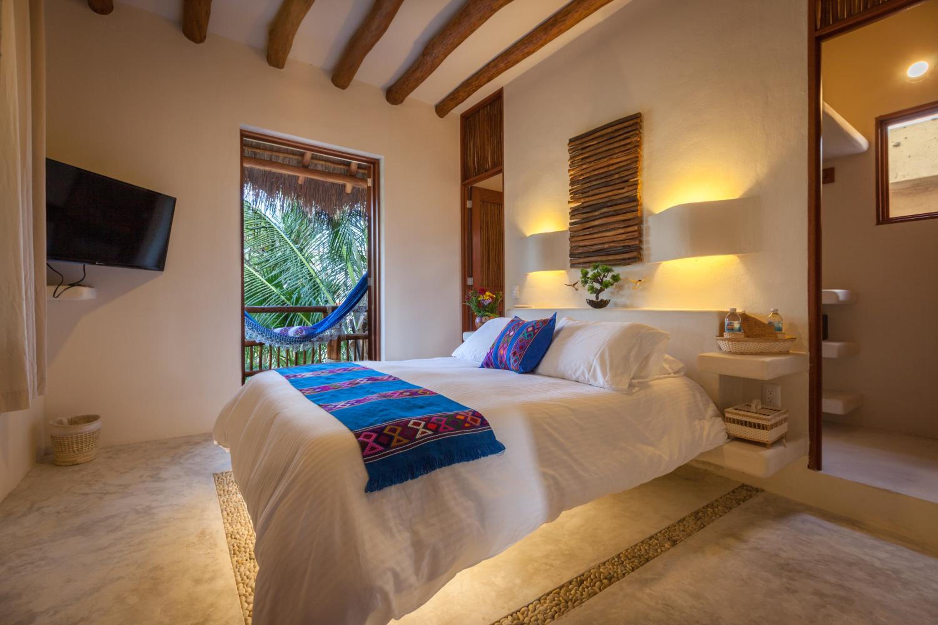 Deluxe Double Room - Photo 1