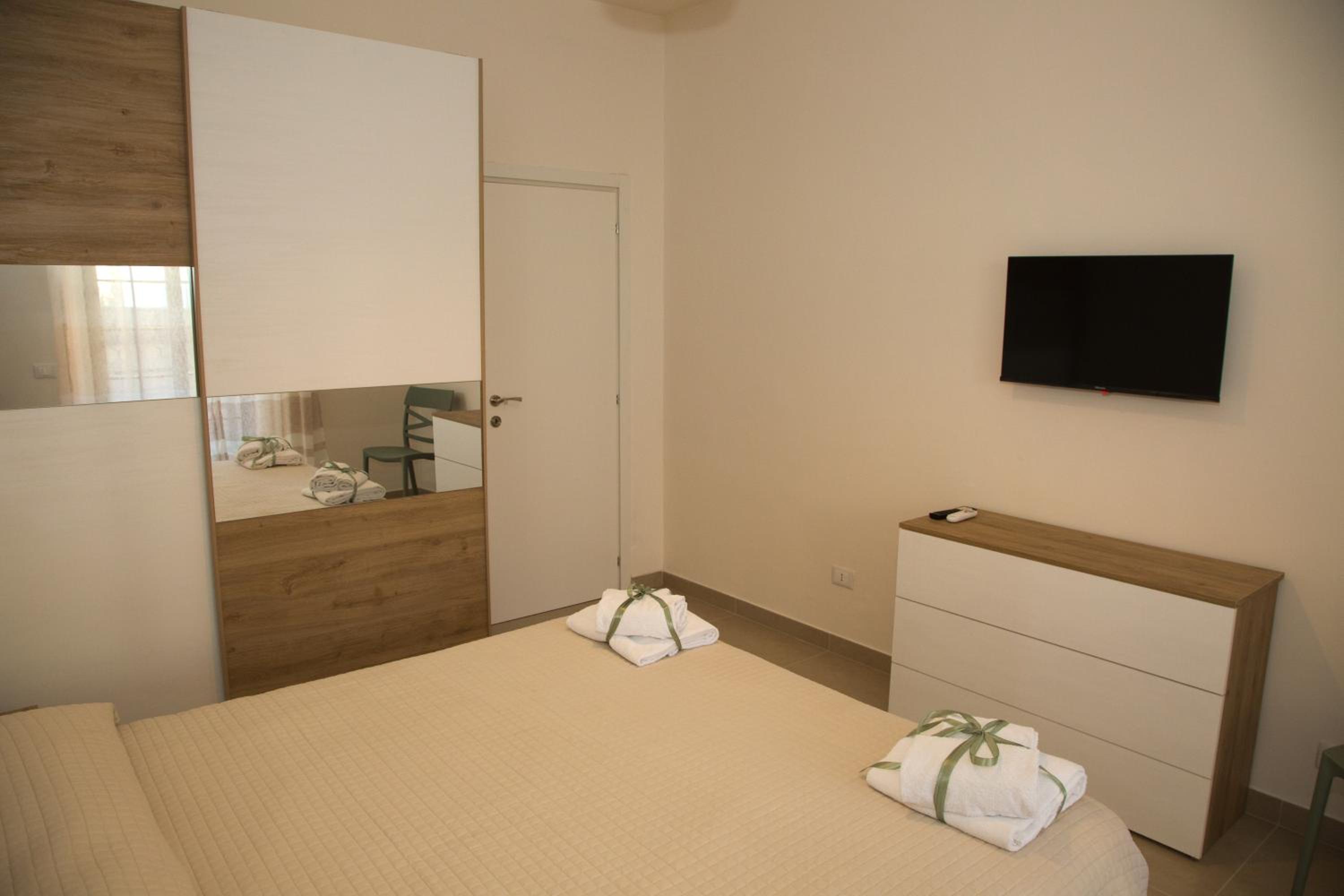 Two-Bedroom House photo 2