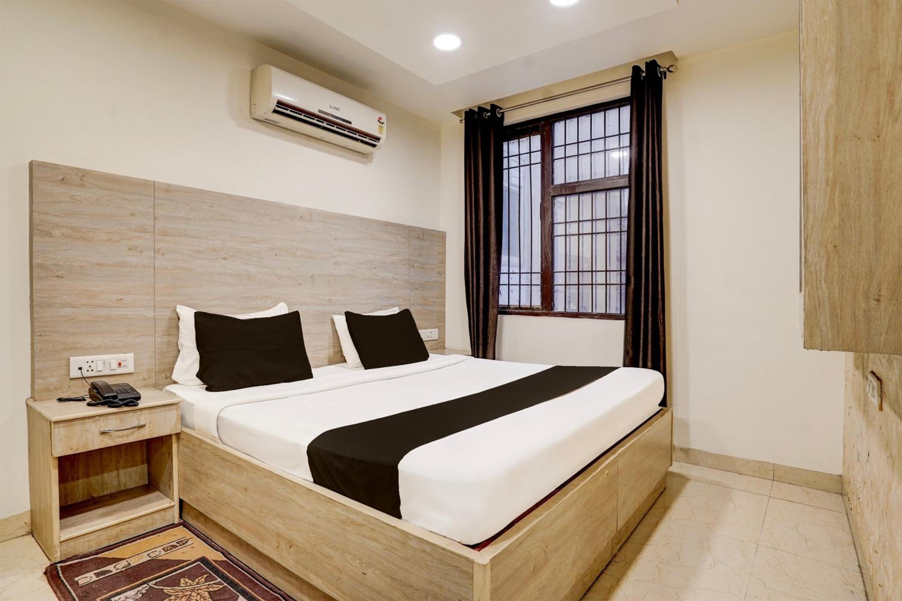 经典三人房