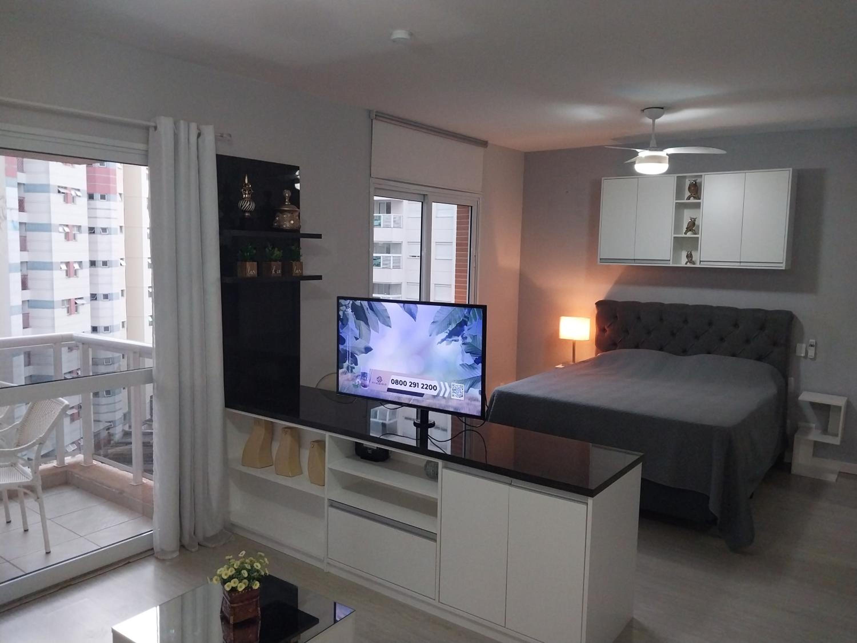 Studio Apartment - Photo 18