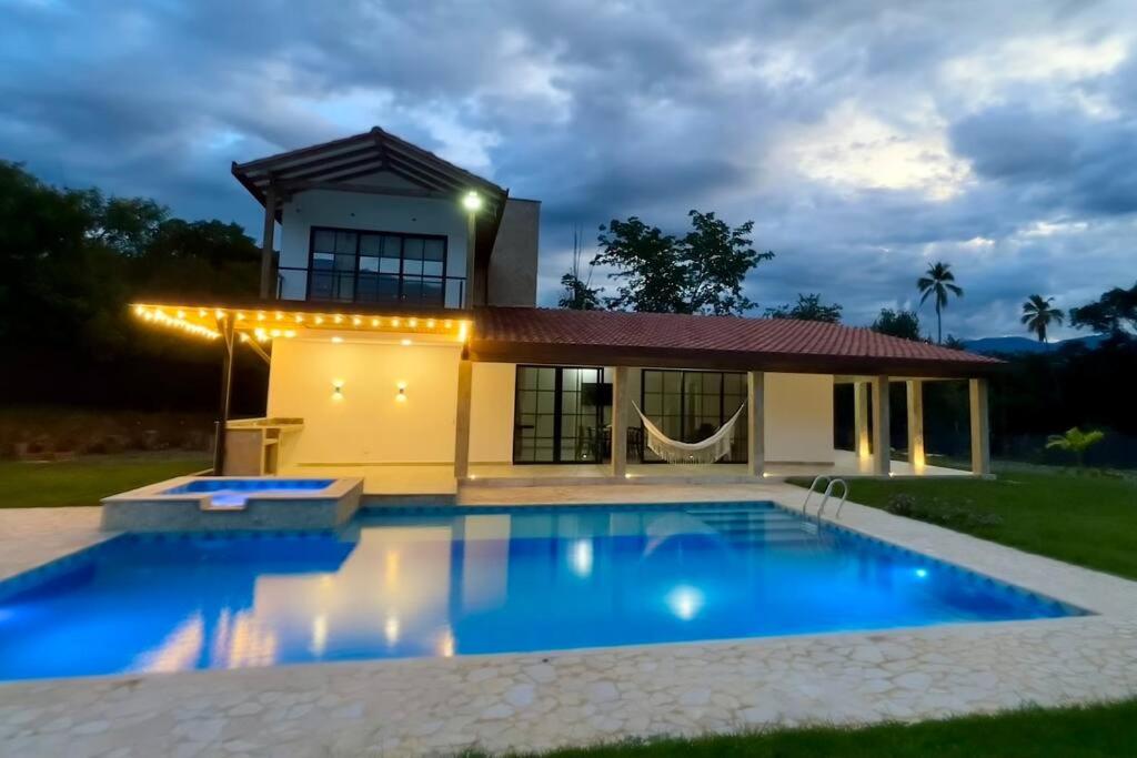 Three-Bedroom Villa photo 2